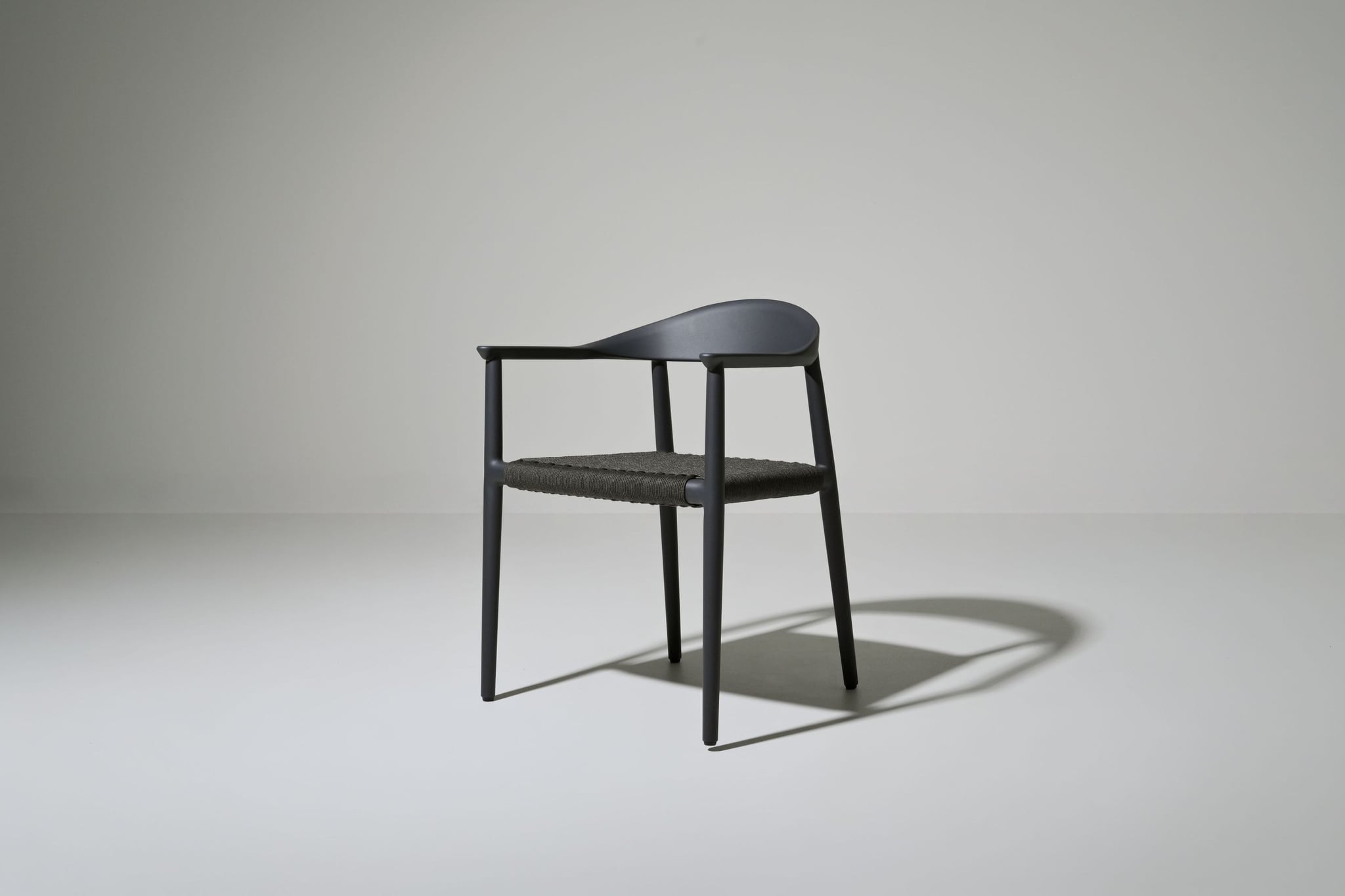 Amarillo alu dining armchair