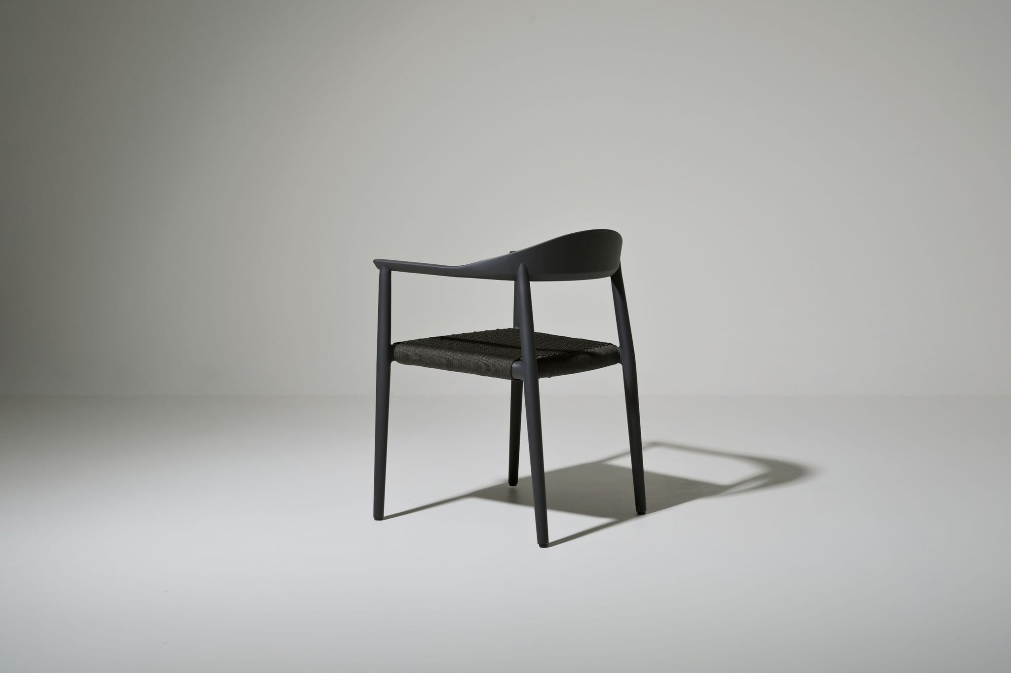 Amarillo alu dining armchair