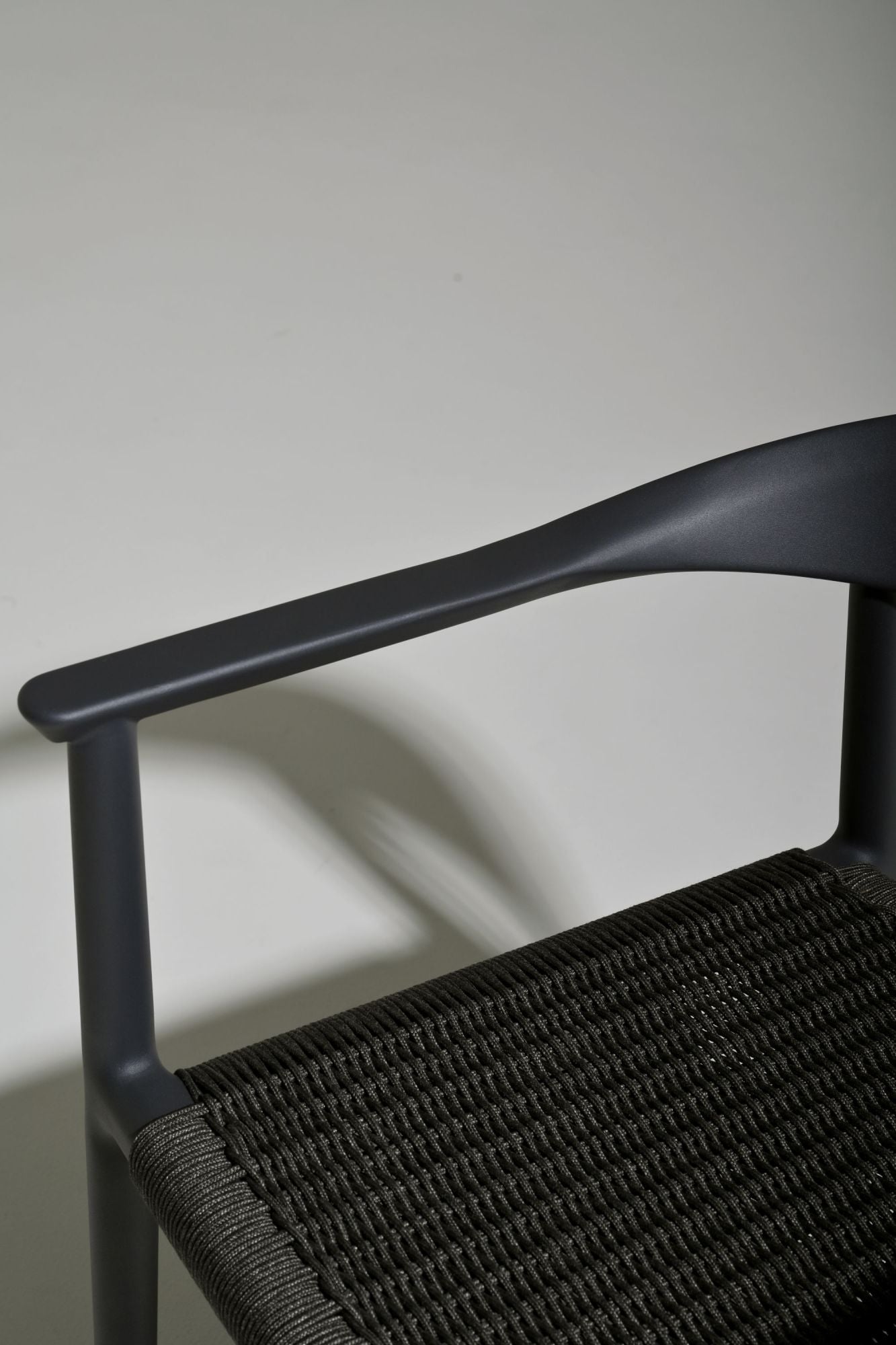 Amarillo alu dining armchair