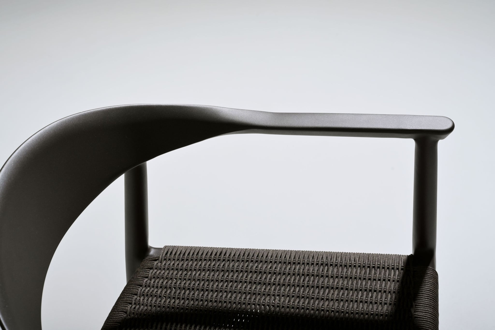 Amarillo alu dining armchair