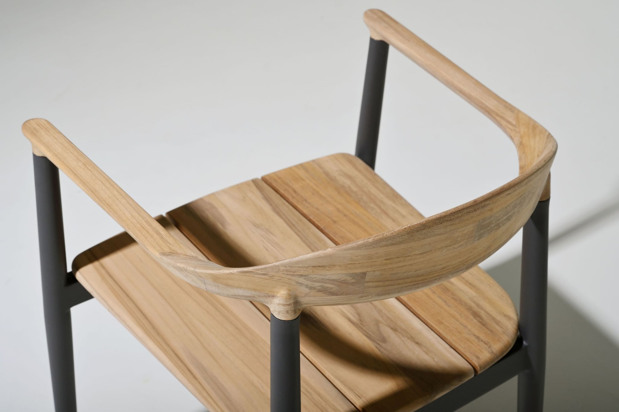 Amarillo alu teak dining armchair