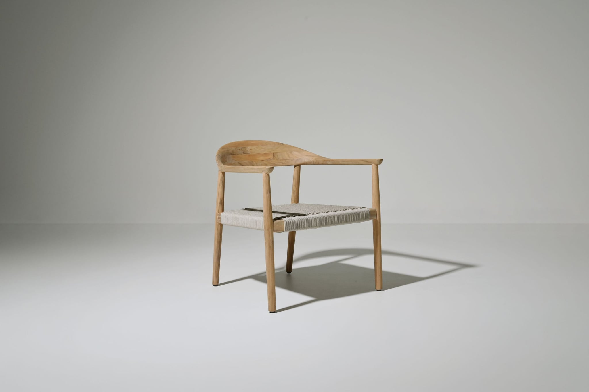 Amarillo teak lounge chair