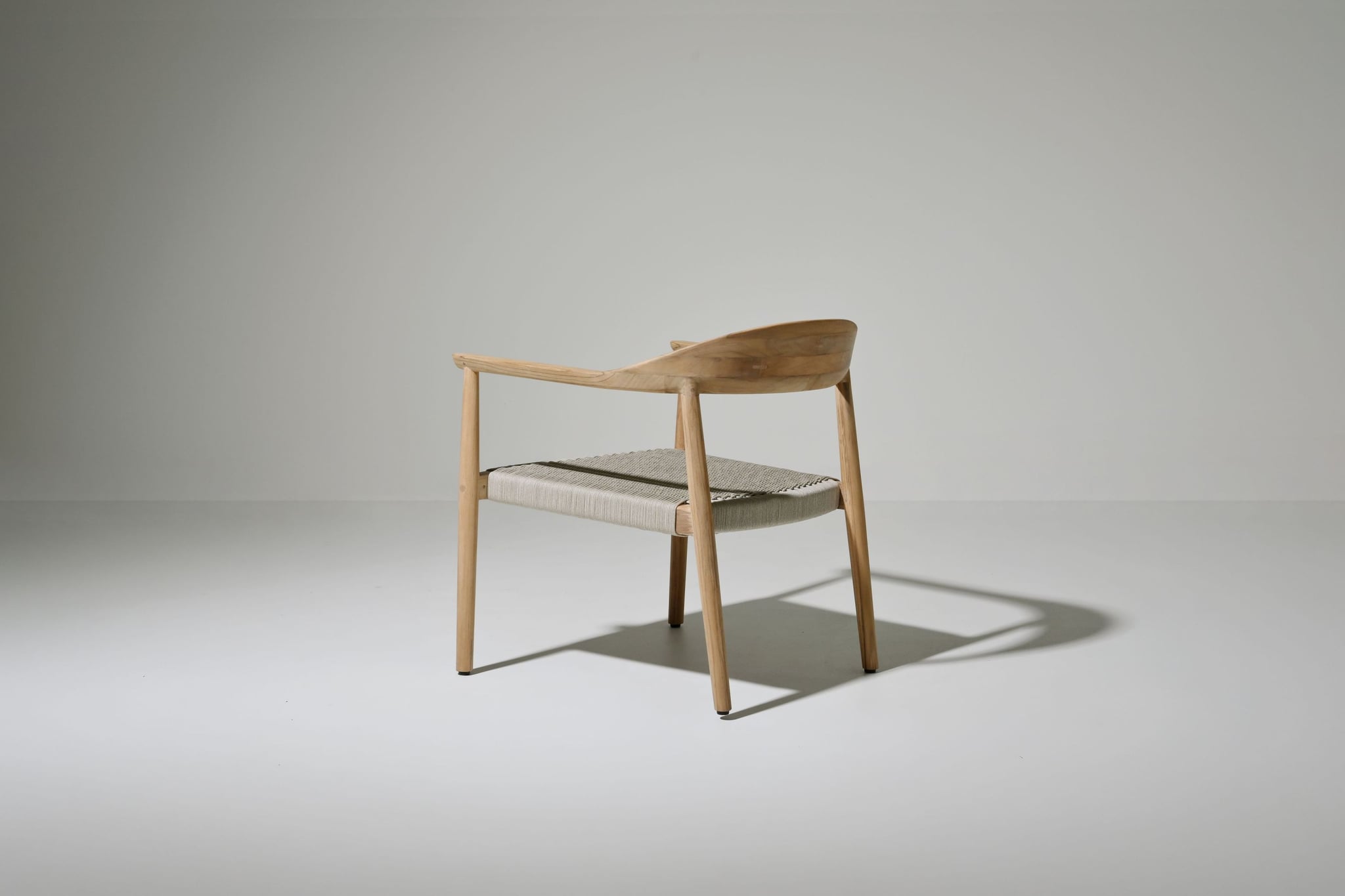 Amarillo teak lounge chair