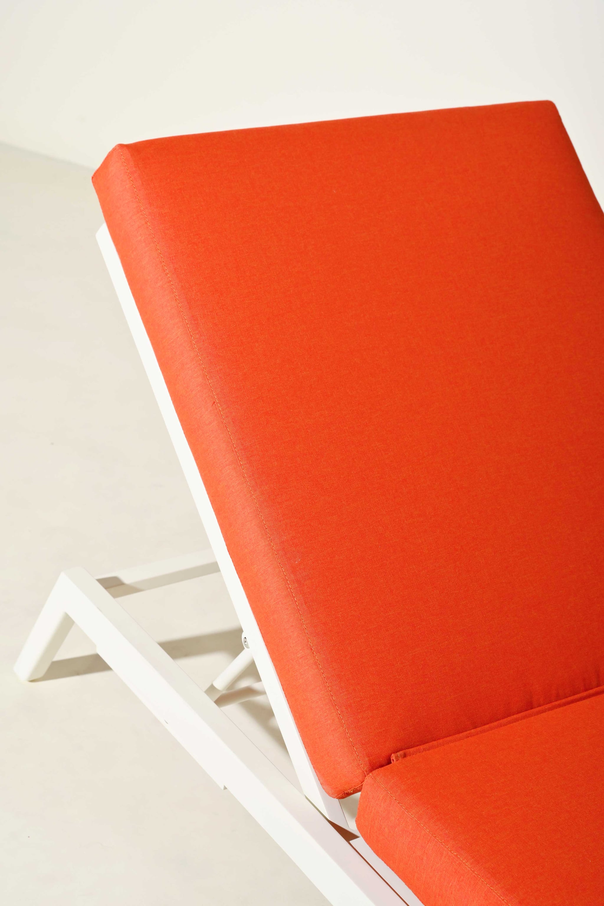 Bea sun lounger