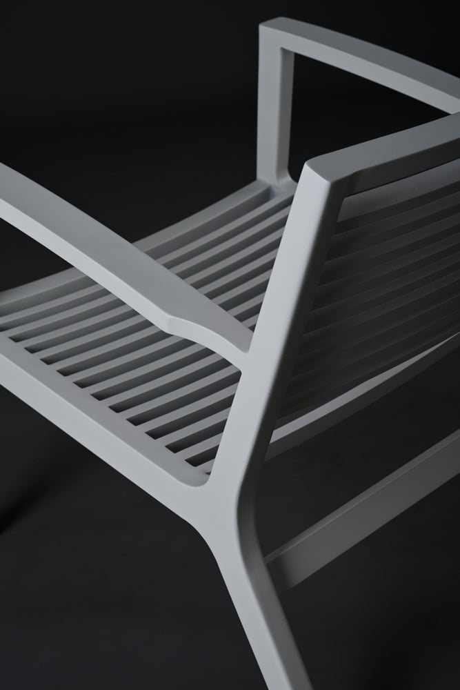 Bern Aluminum lounge chair