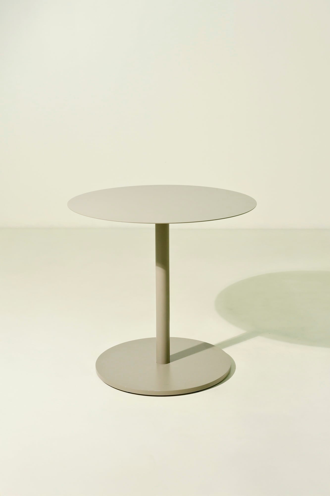 Bistro dining table (Alu)