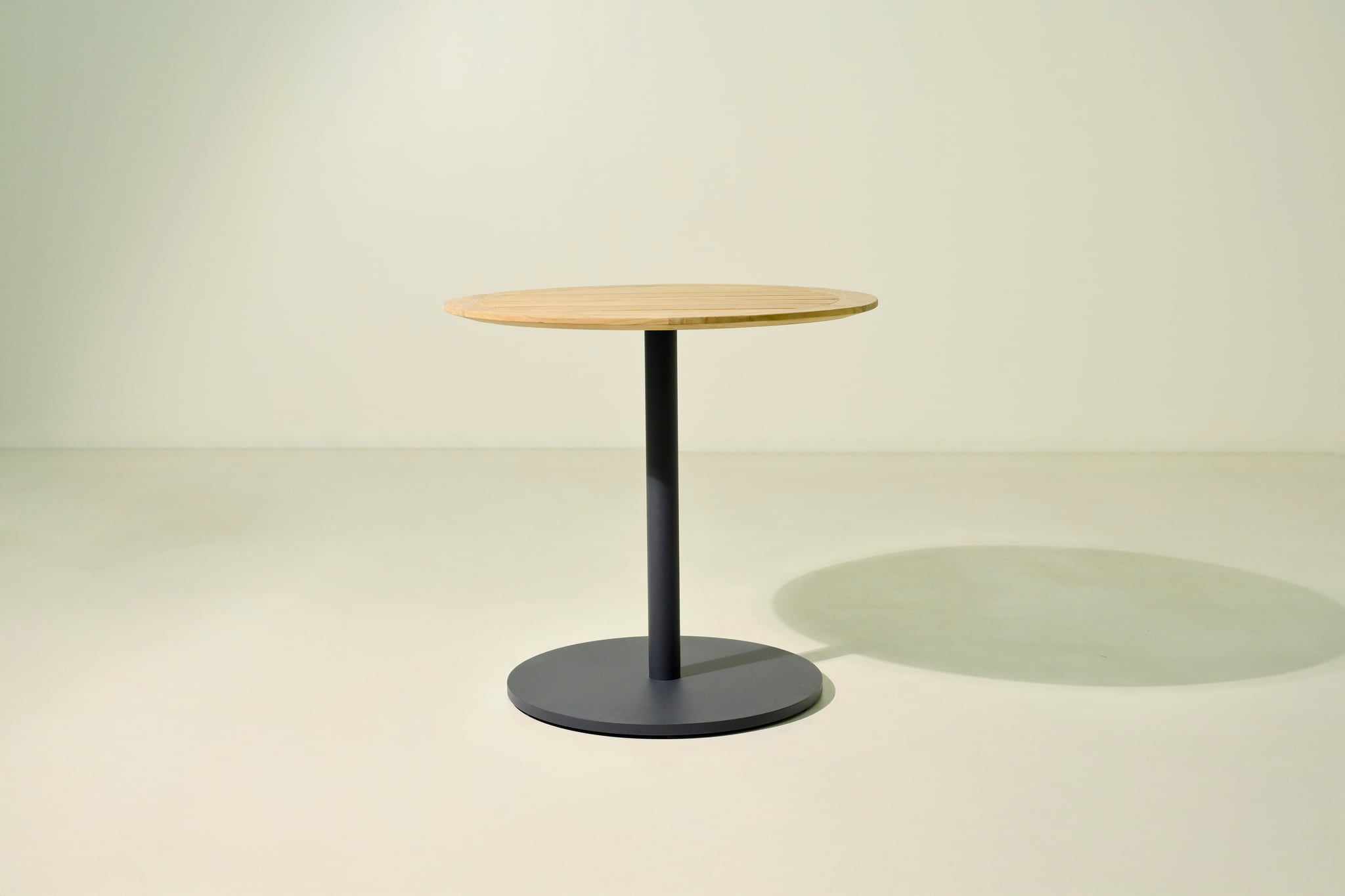 Bistro teak dining table D80