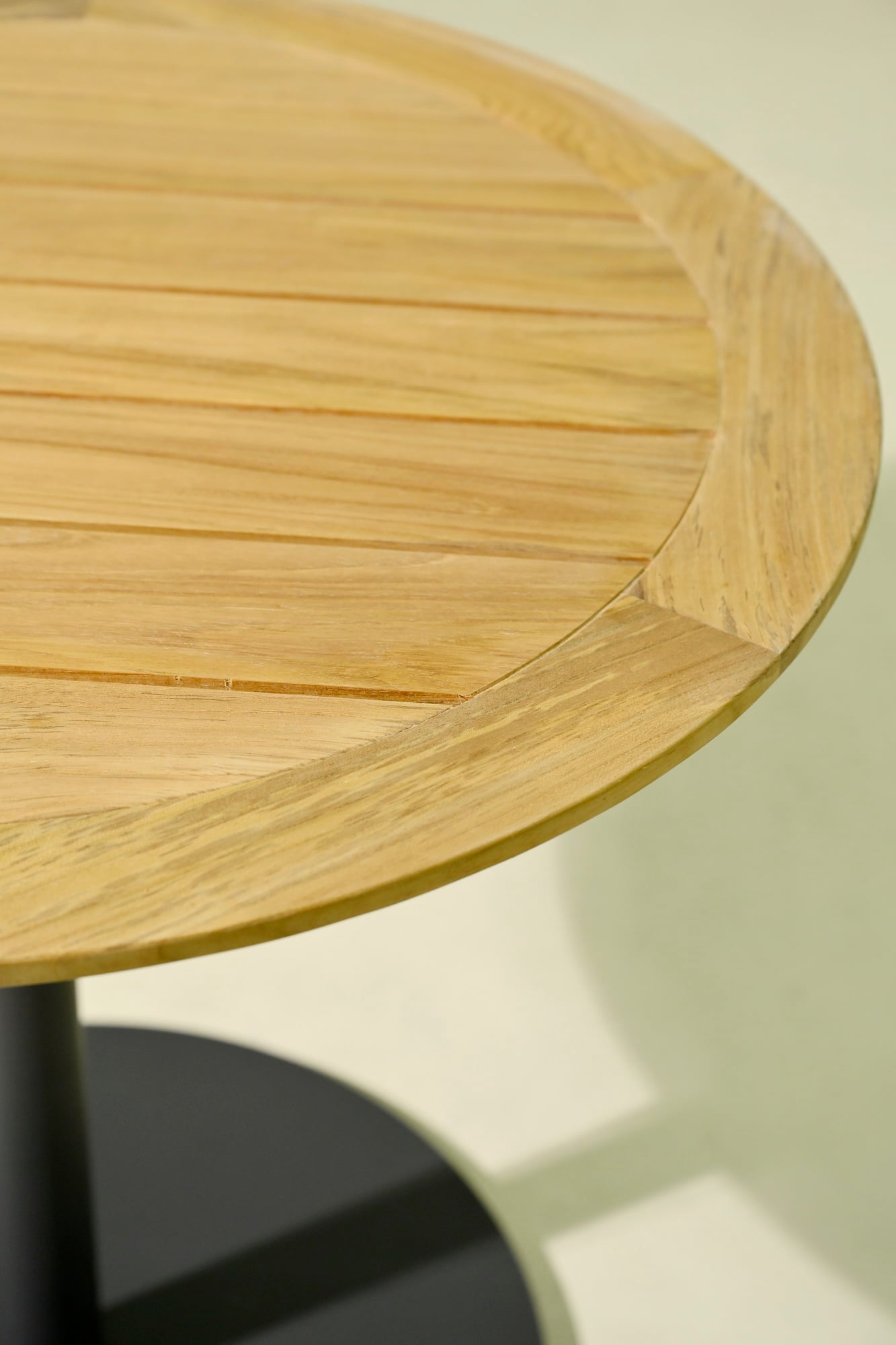 Bistro teak dining table D80
