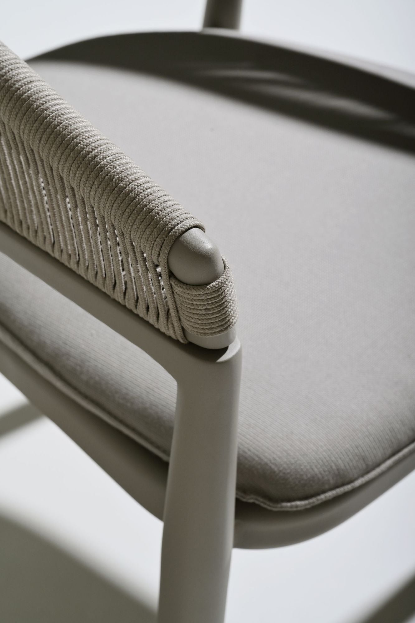 Bern dining armchair