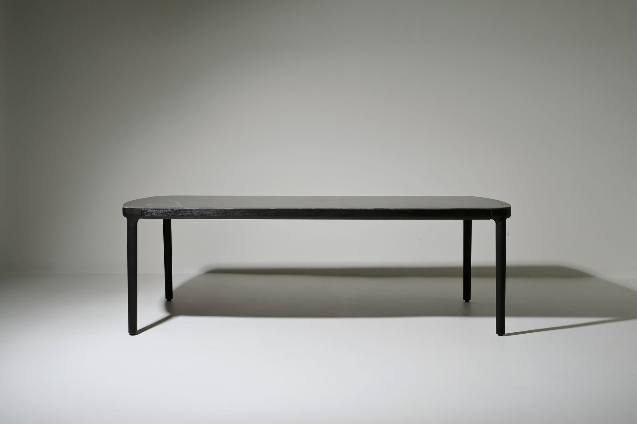 Cairo teak dining table