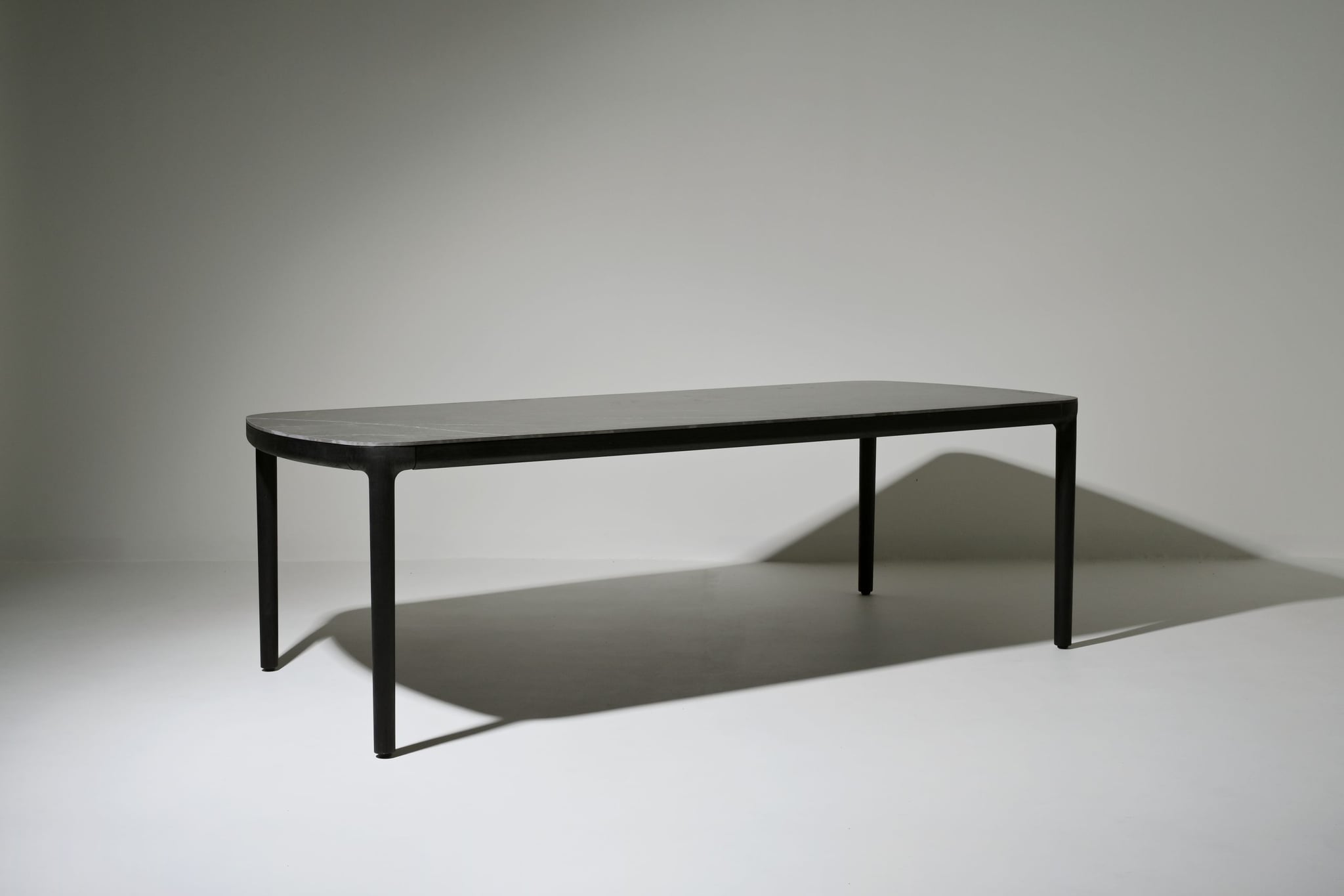 Cairo teak dining table