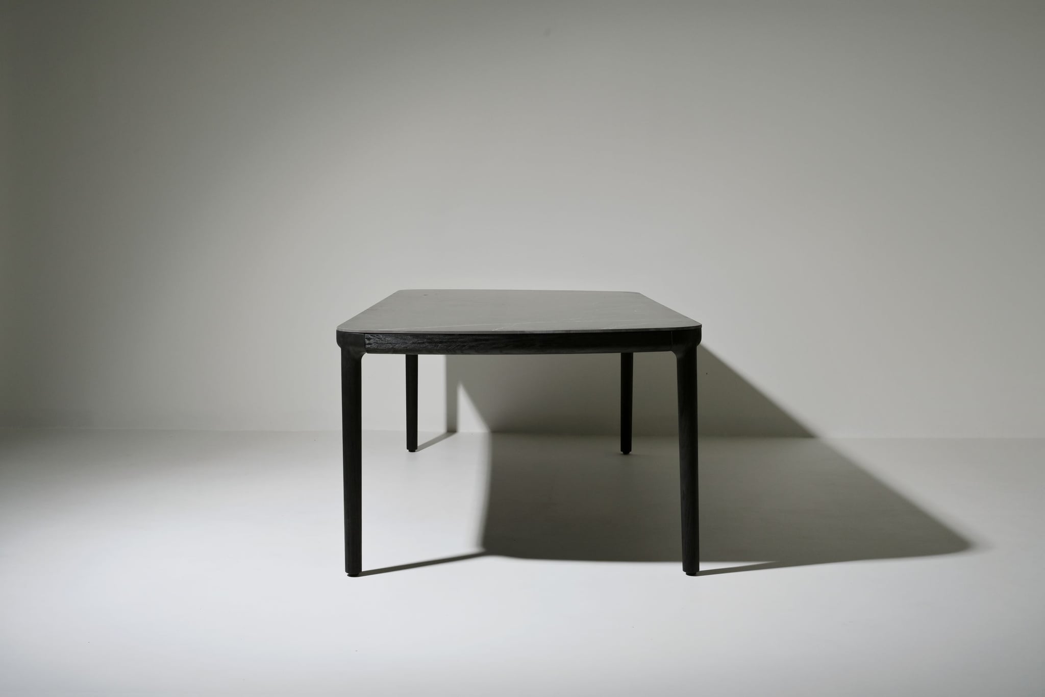 Cairo teak dining table