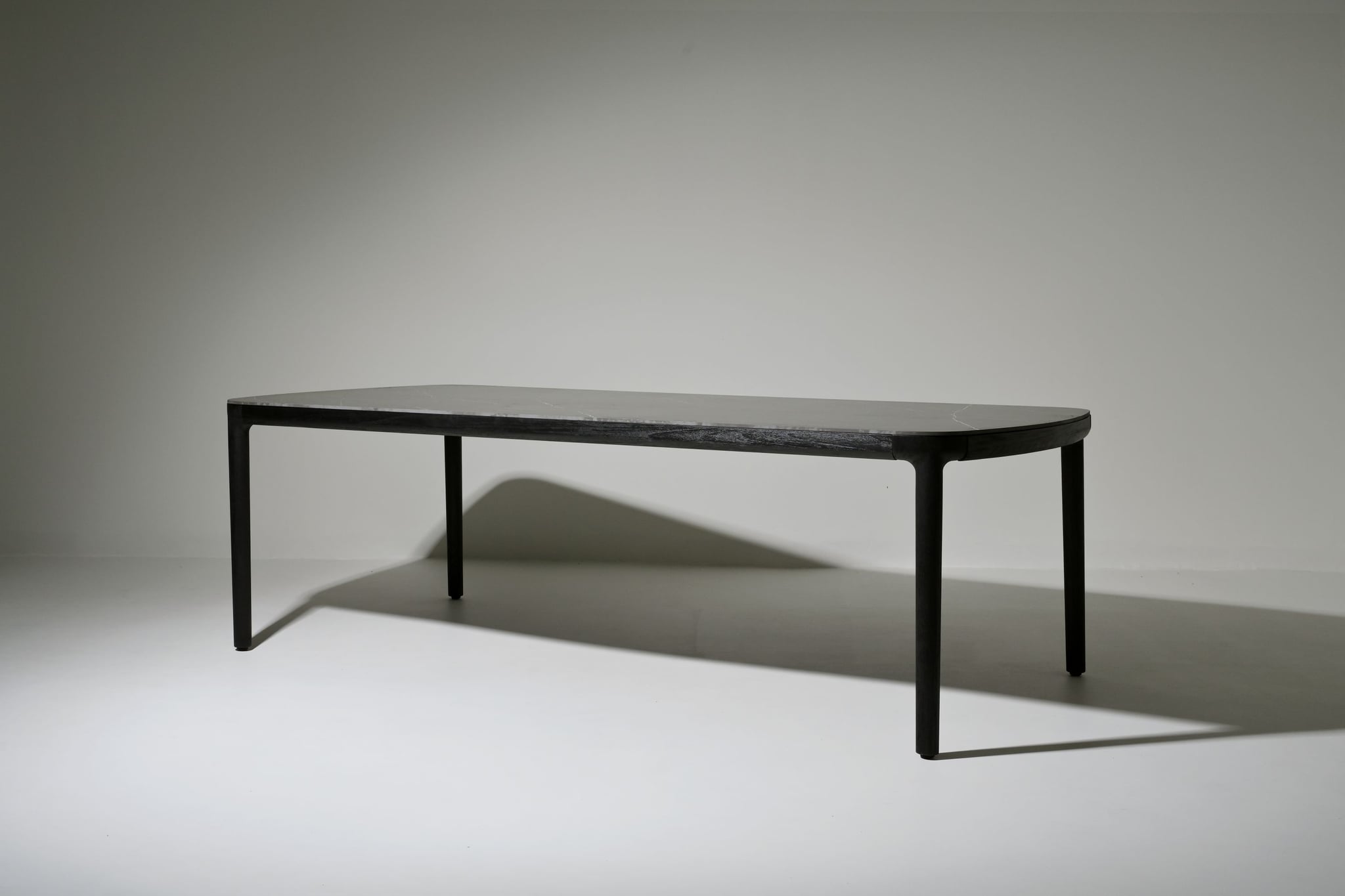 Cairo teak dining table