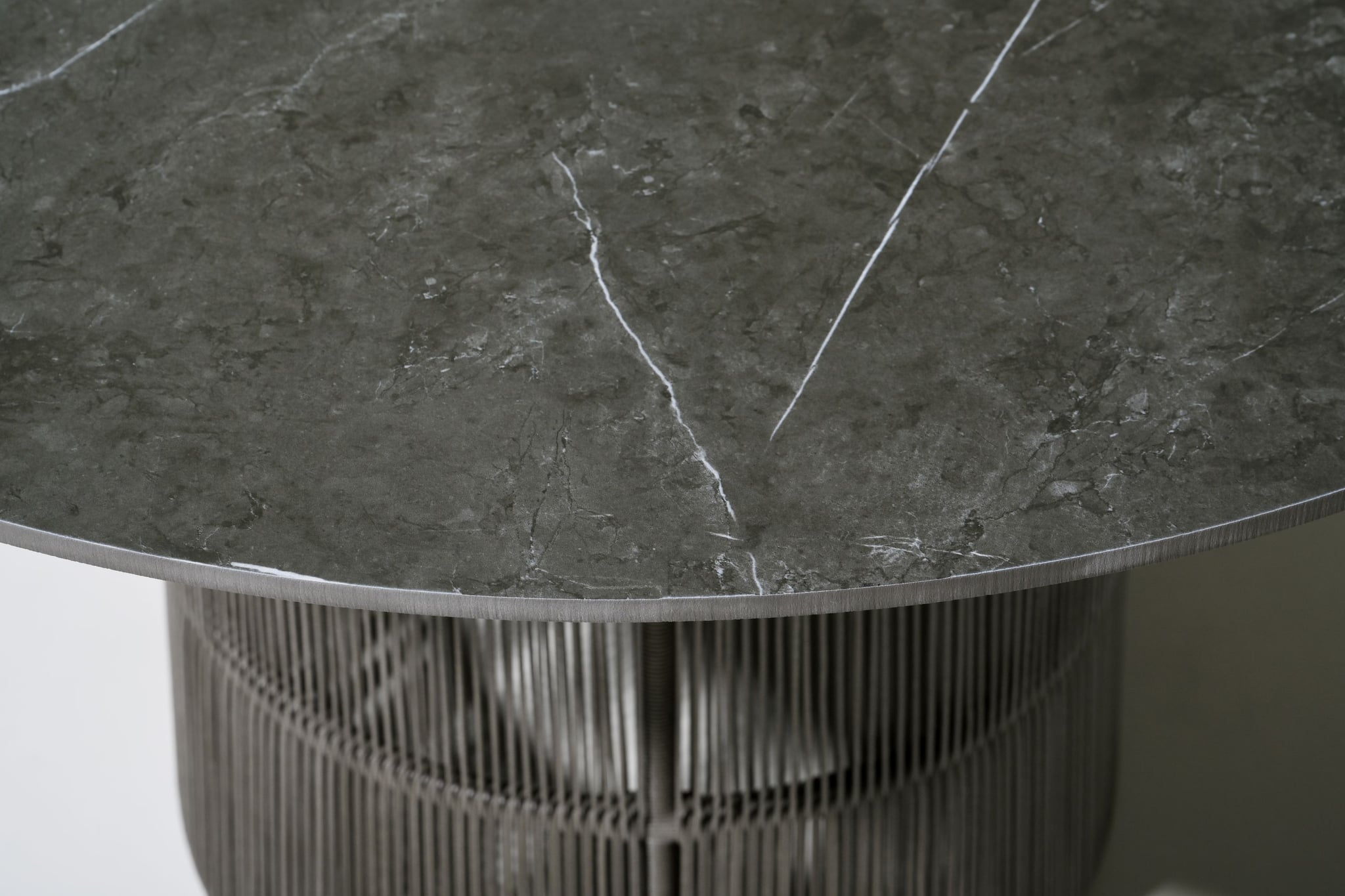 Cairo teak dining table