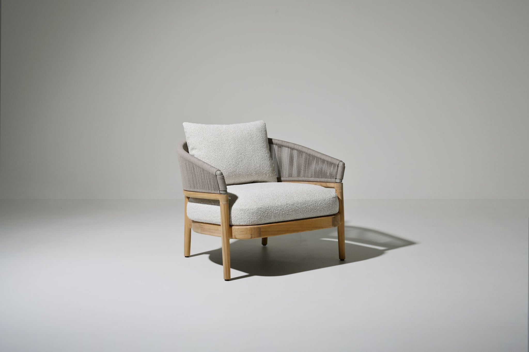 Cairo teak lounge chair