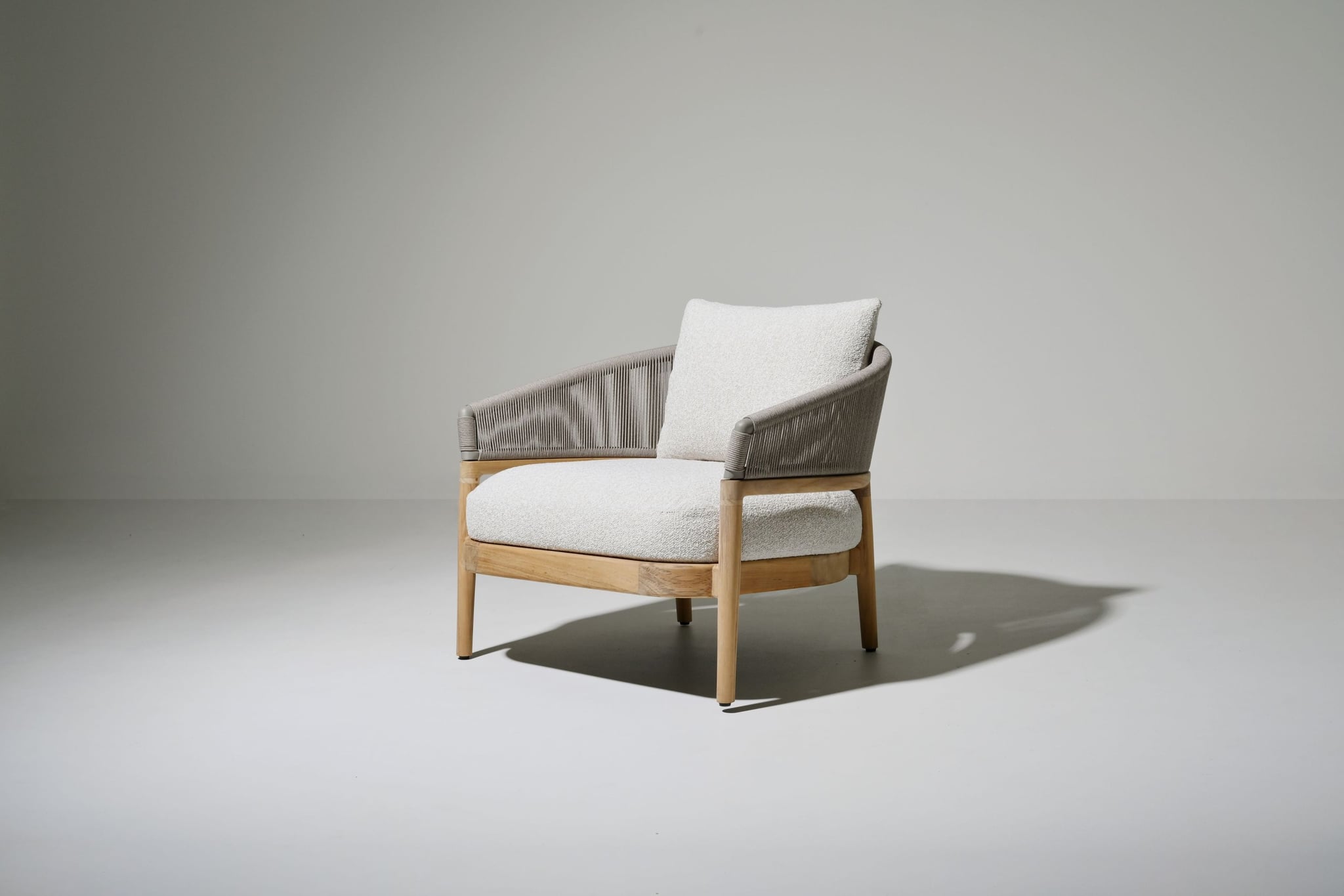 Cairo teak lounge chair