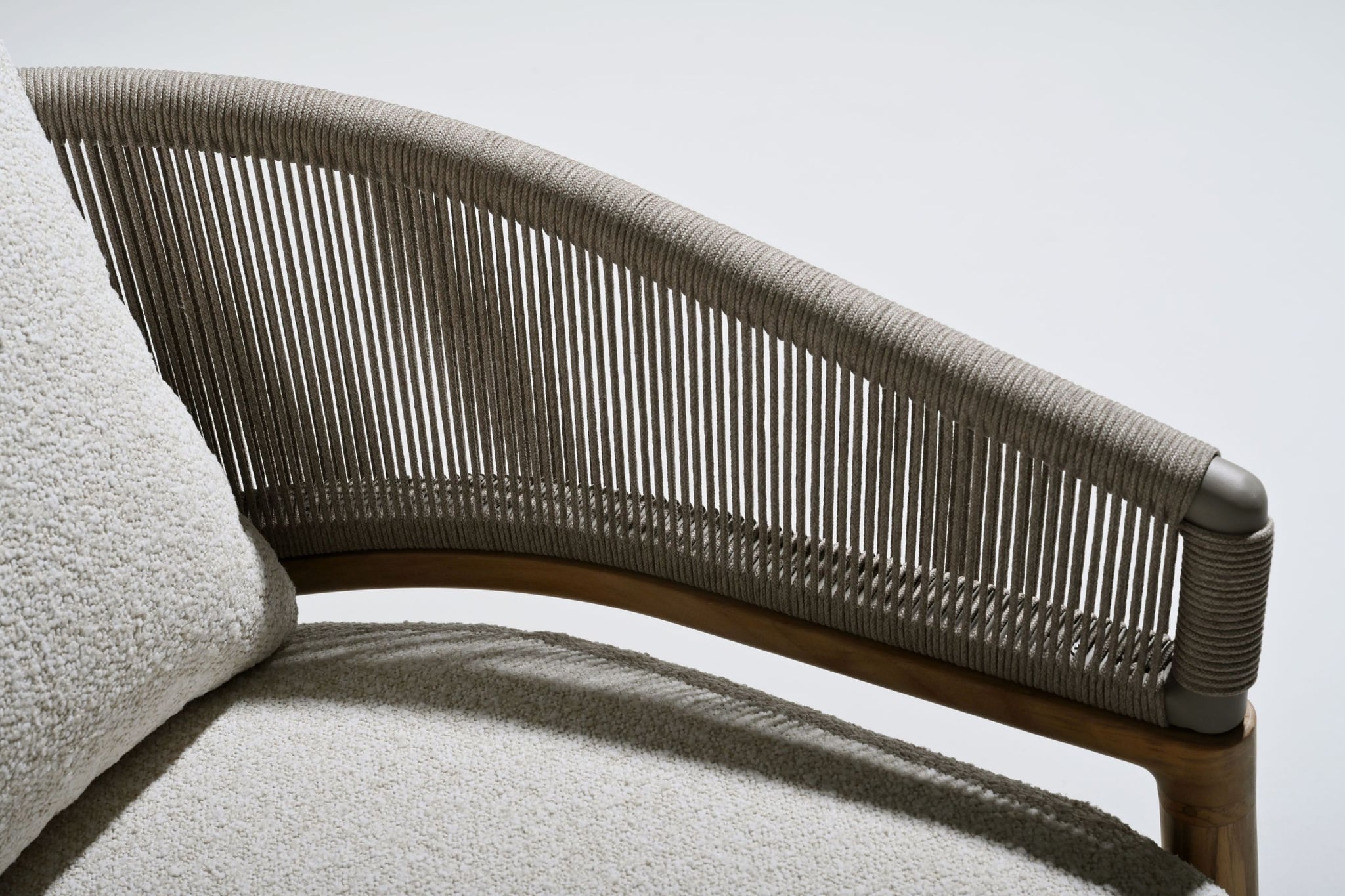 Cairo teak lounge chair