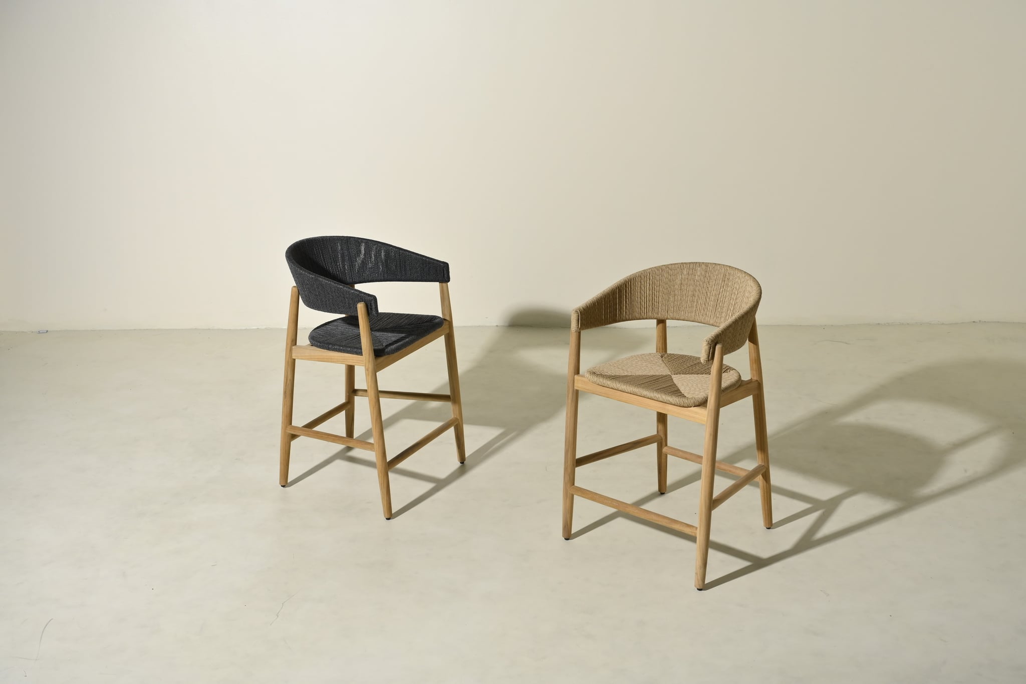 Campania teak counterstool