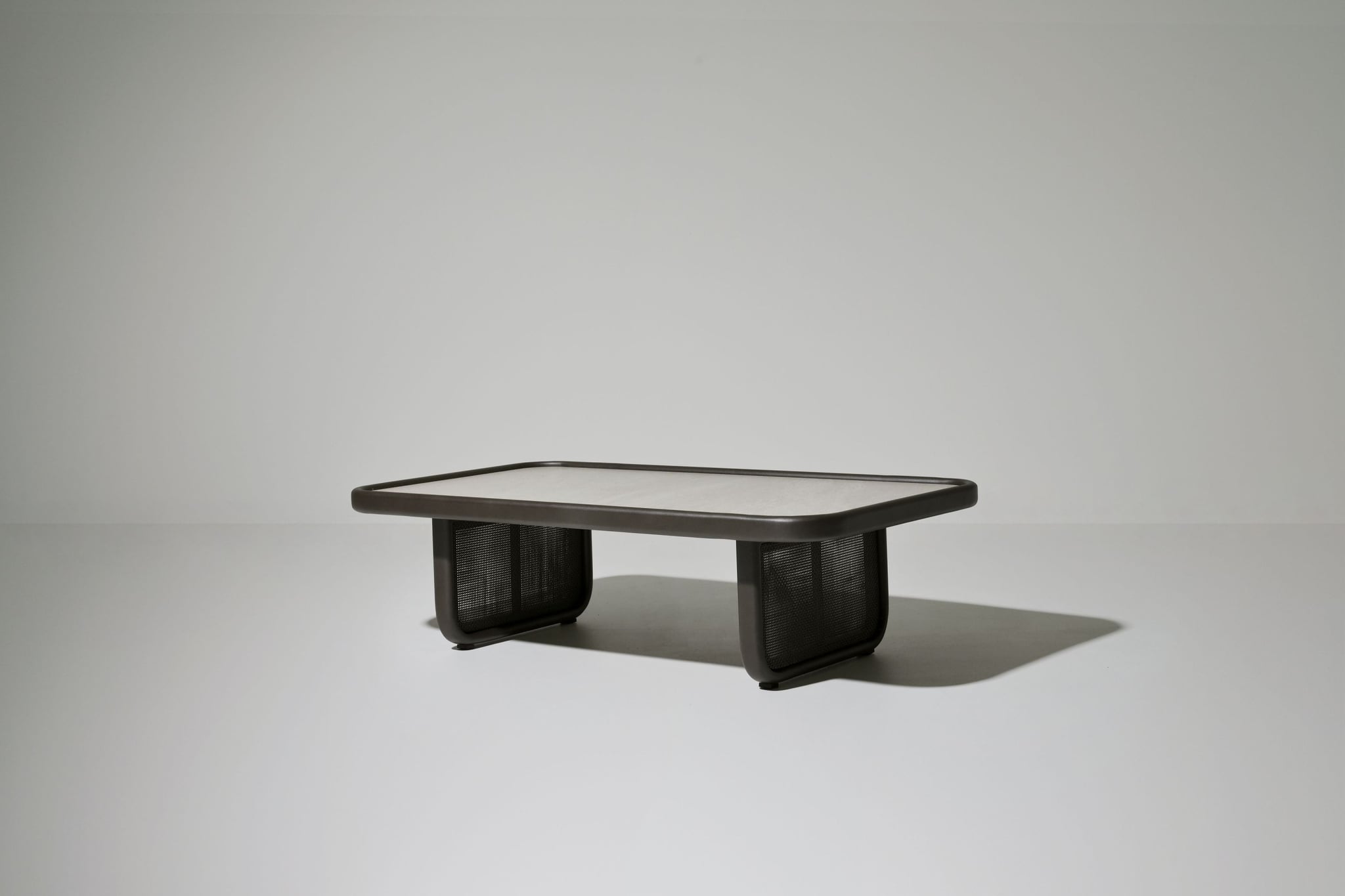 Carlton alu coffee table
