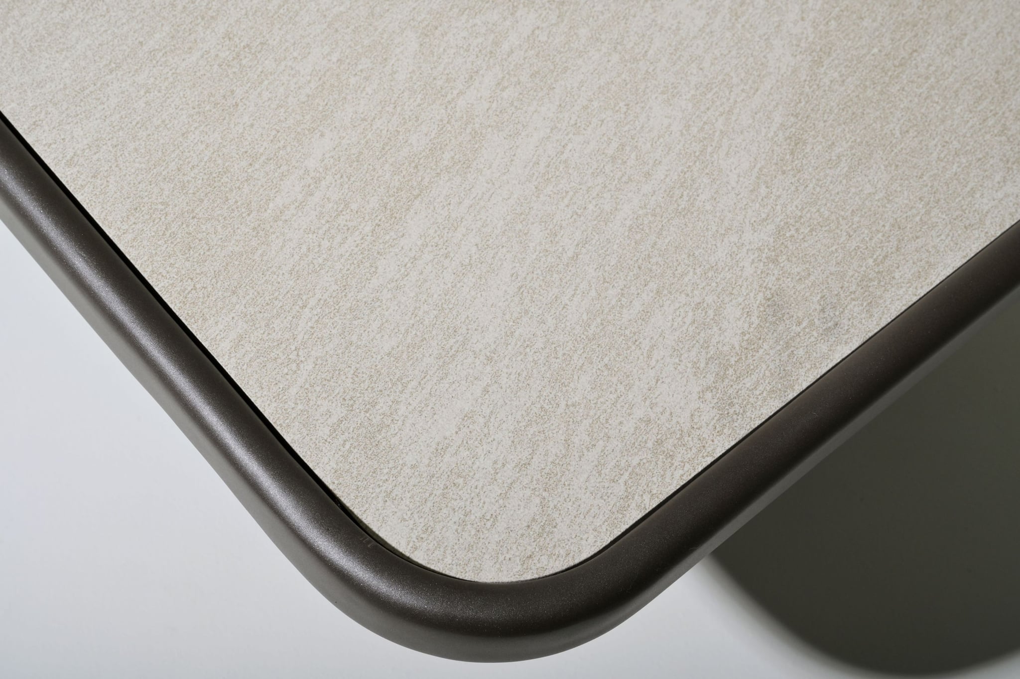 Carlton alu coffee table