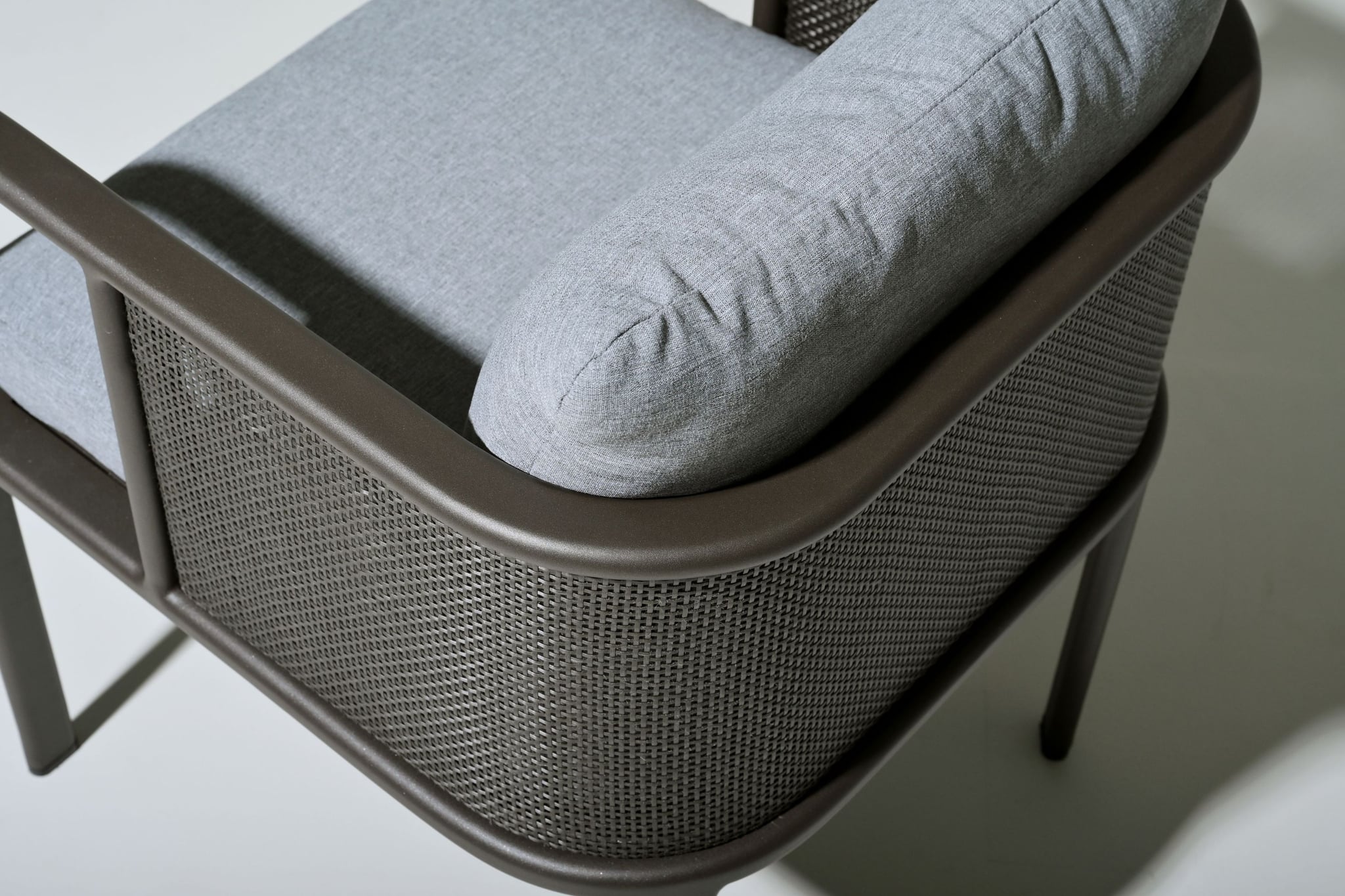 Carlton alu dining armchair