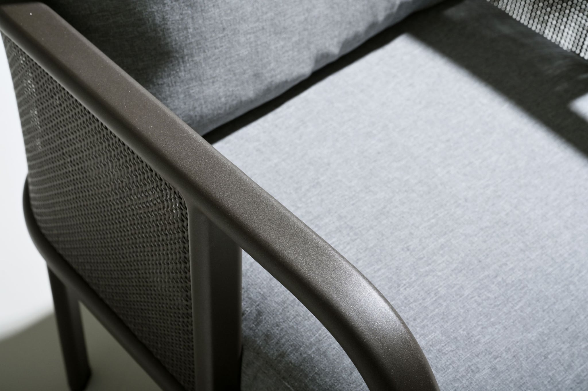 Carlton alu dining armchair