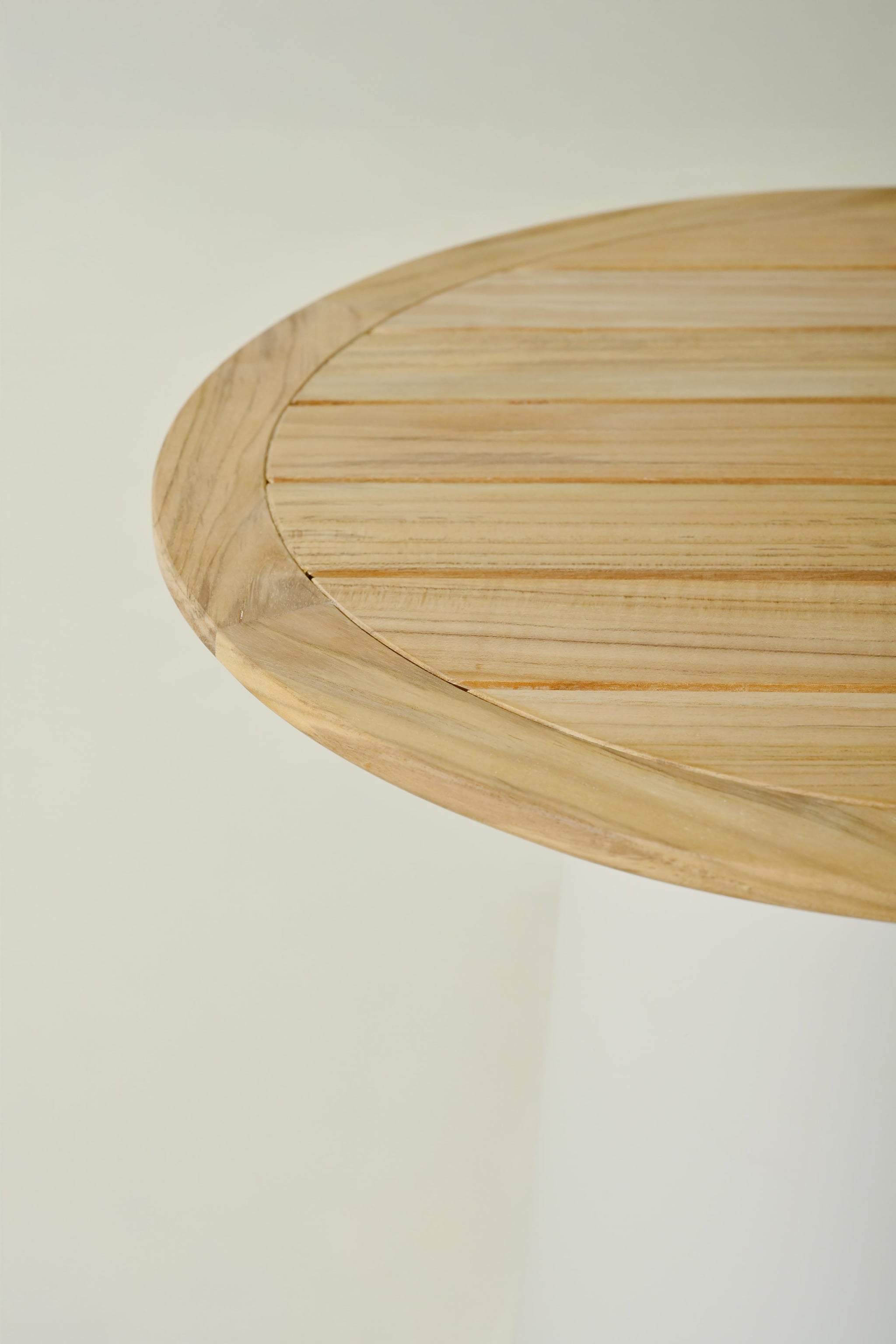 Conning side table D45
