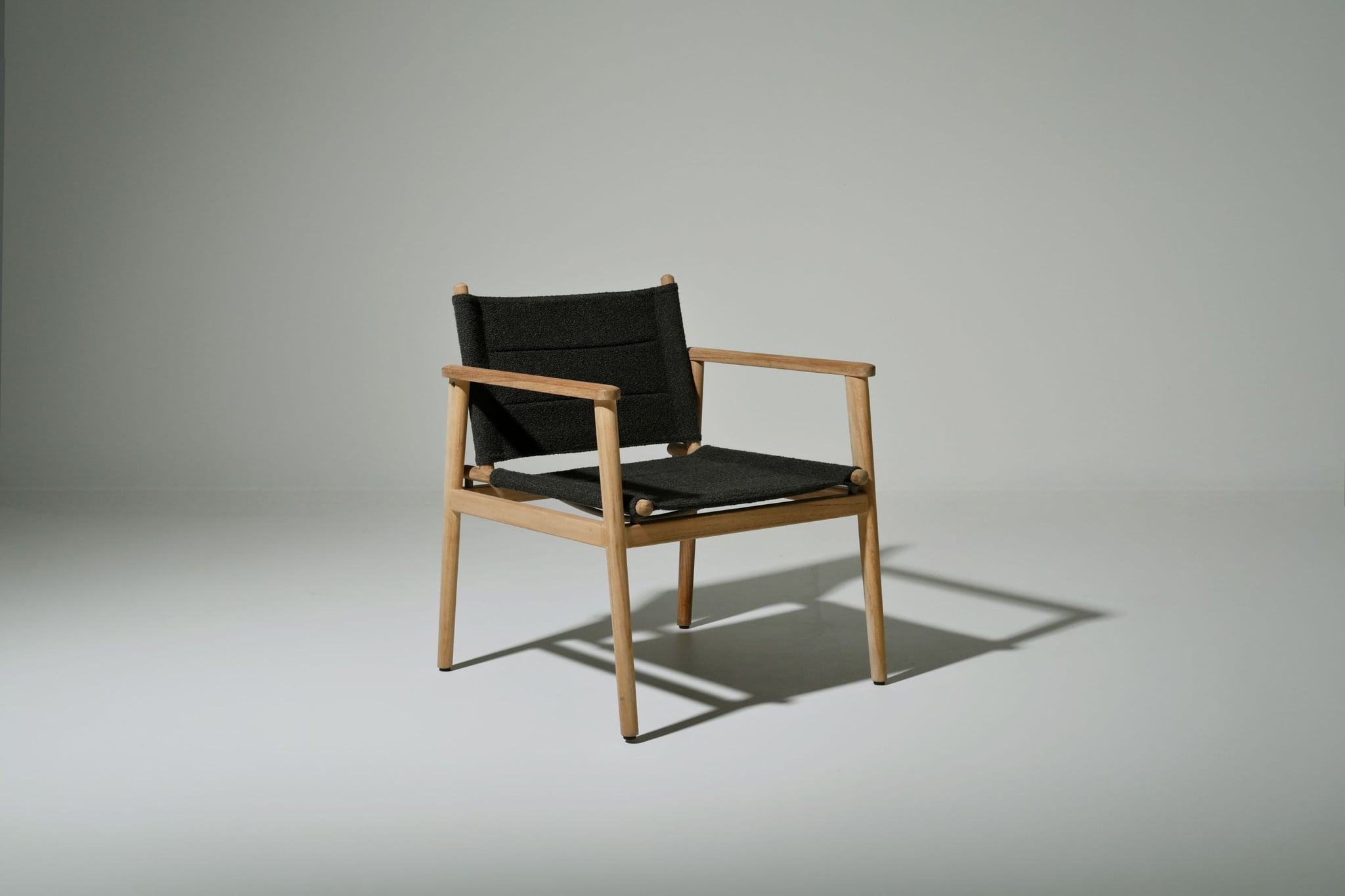 Davos textiline wood lounge chair