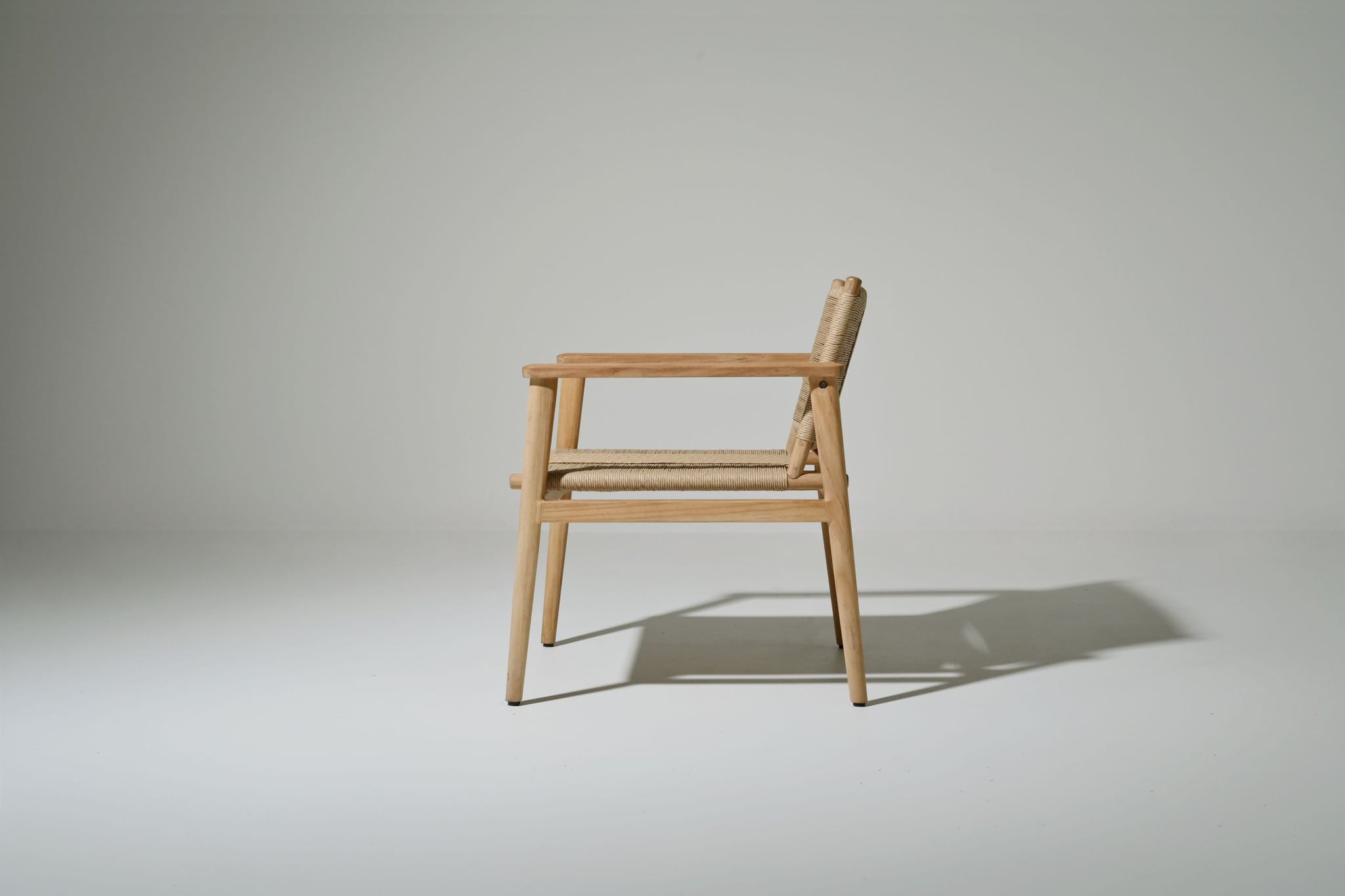 Davos wood lounge chair