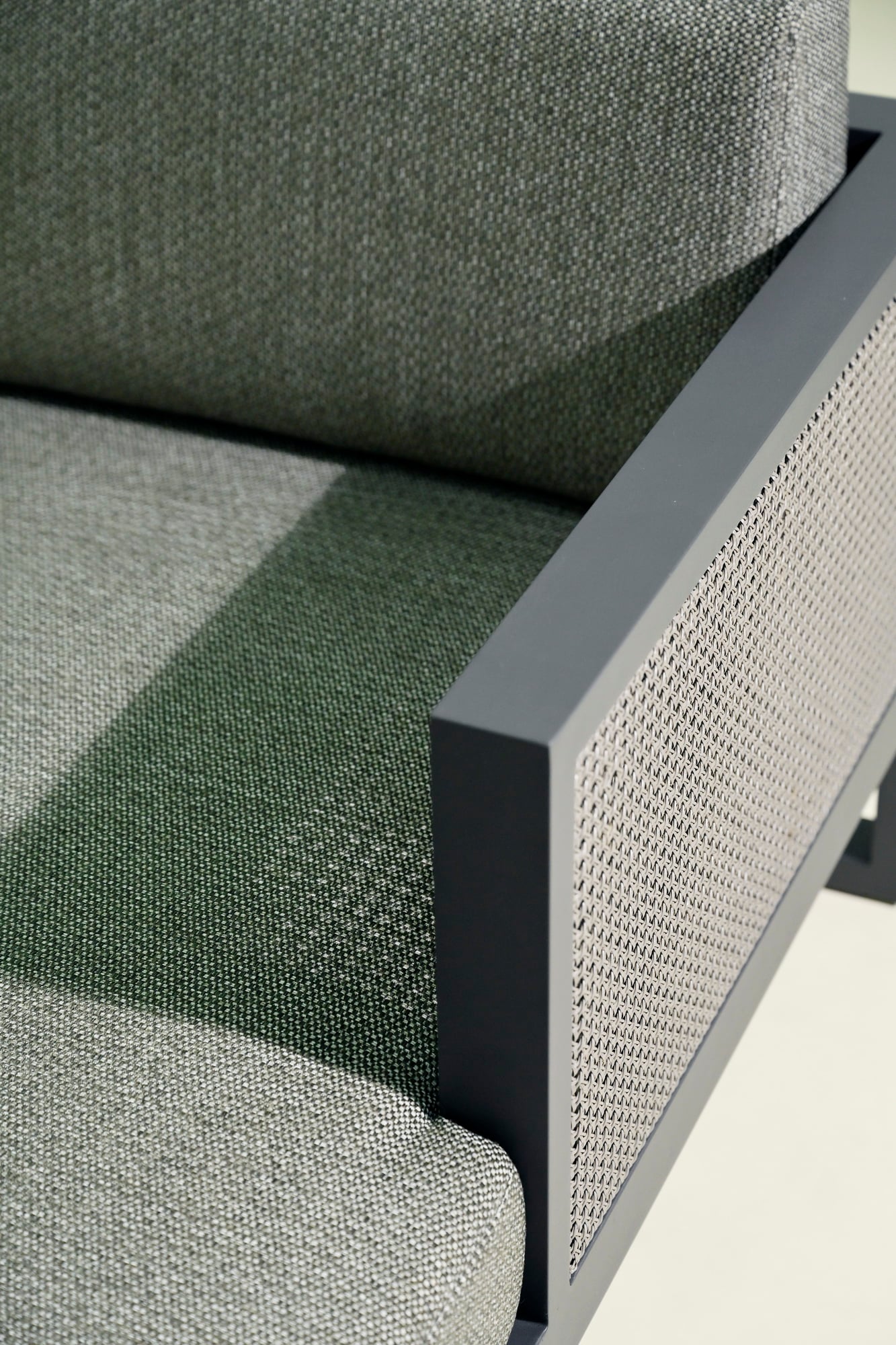 Fargo chaise left arm