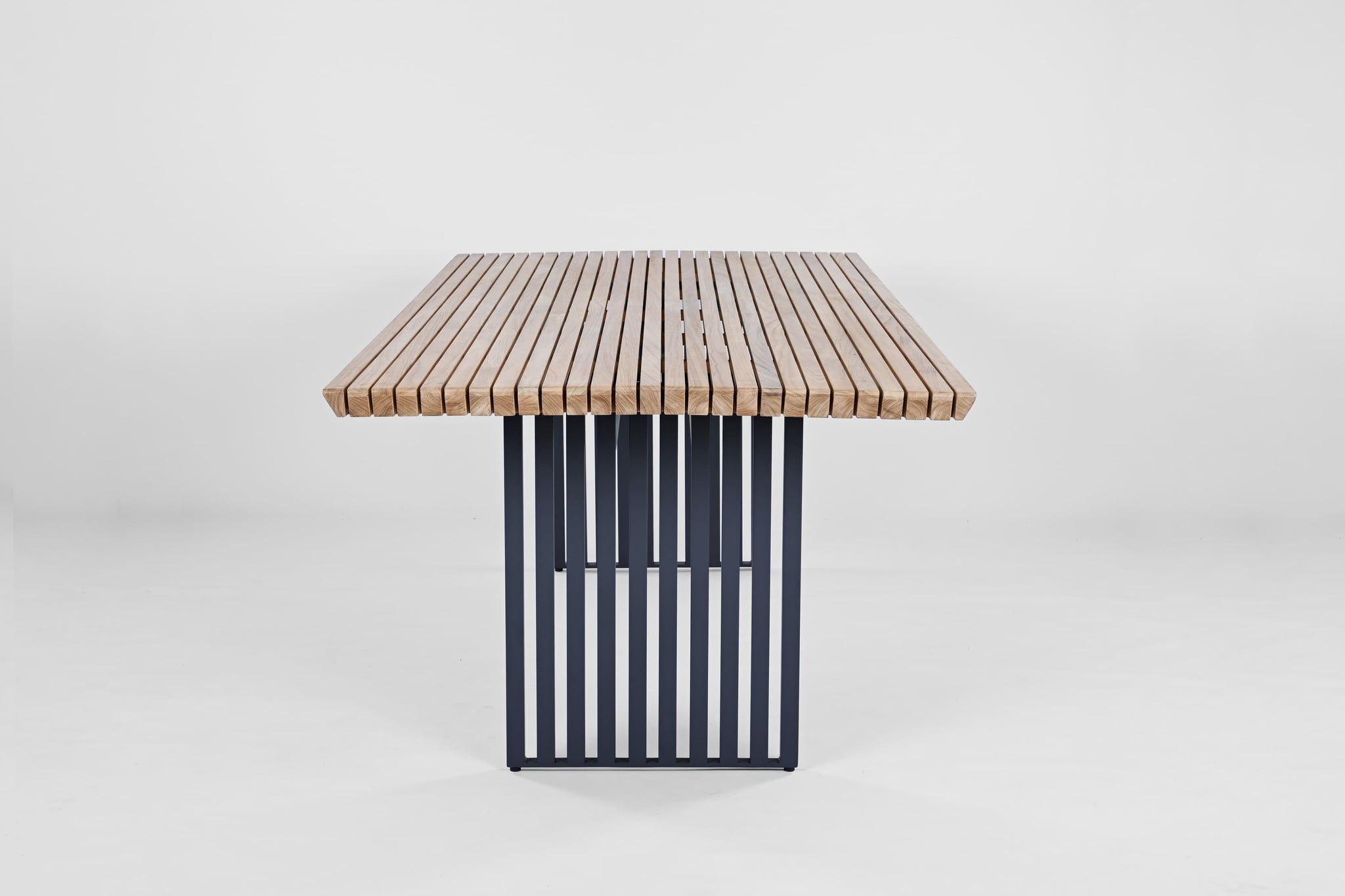 Fence rectangular dining table