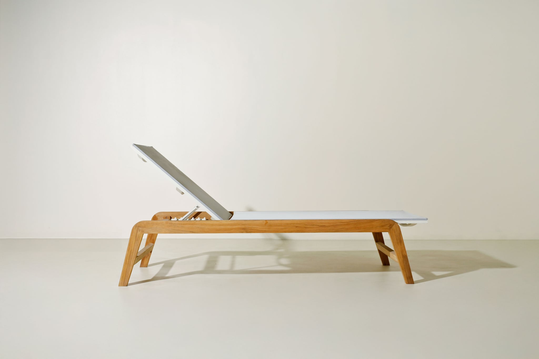 Indigo sun lounger