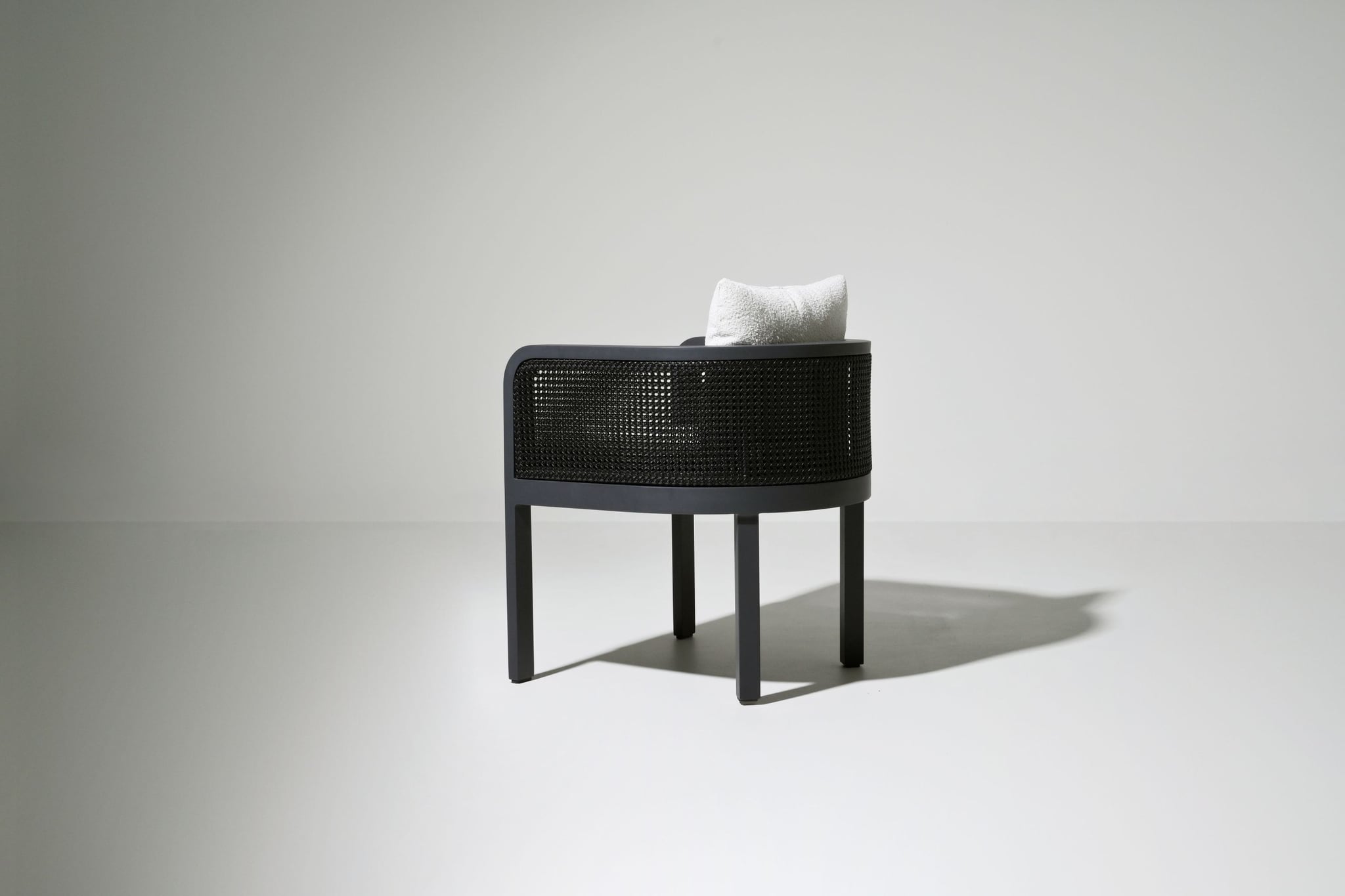 Irving dining armchair