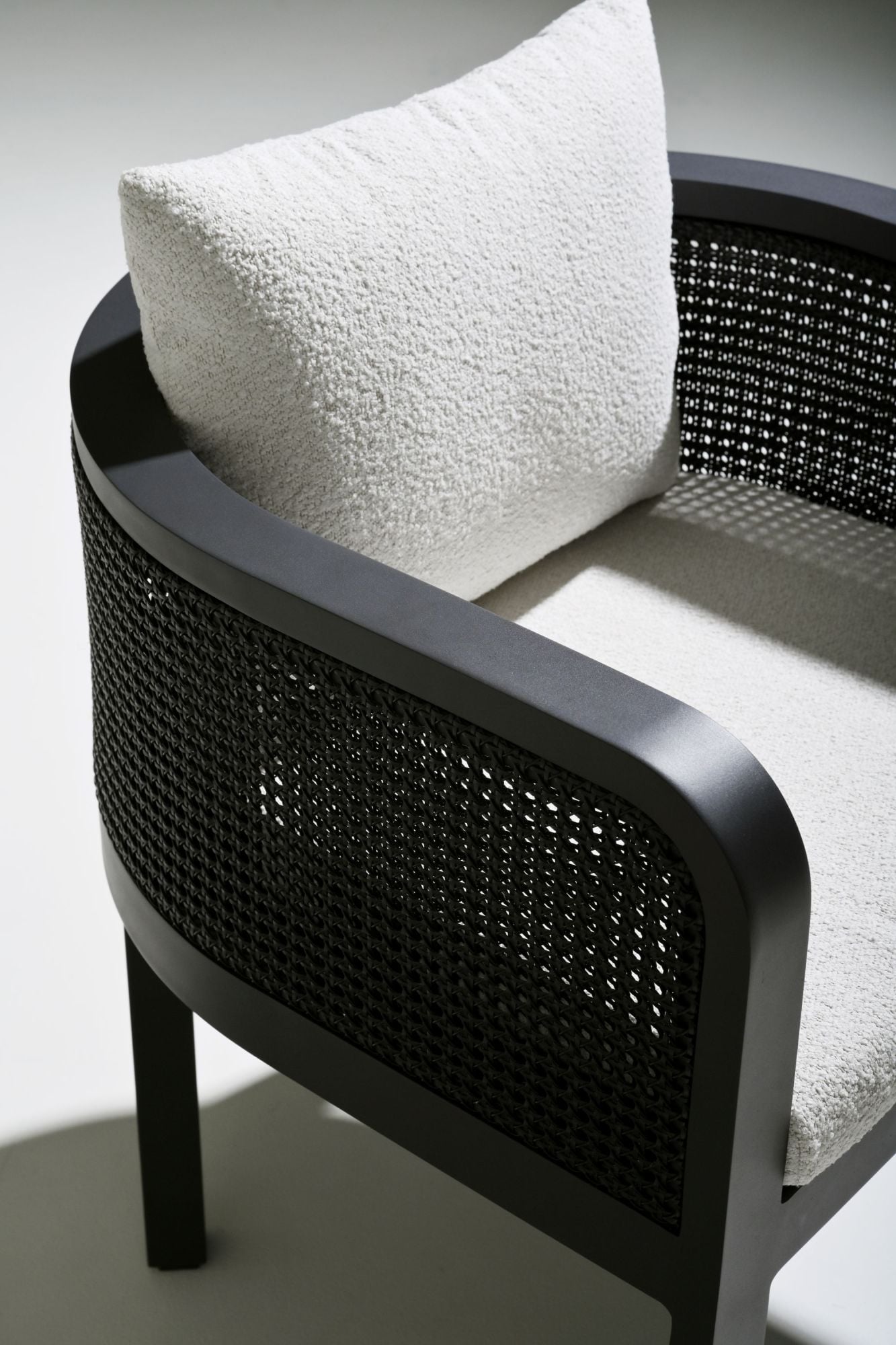 Irving dining armchair