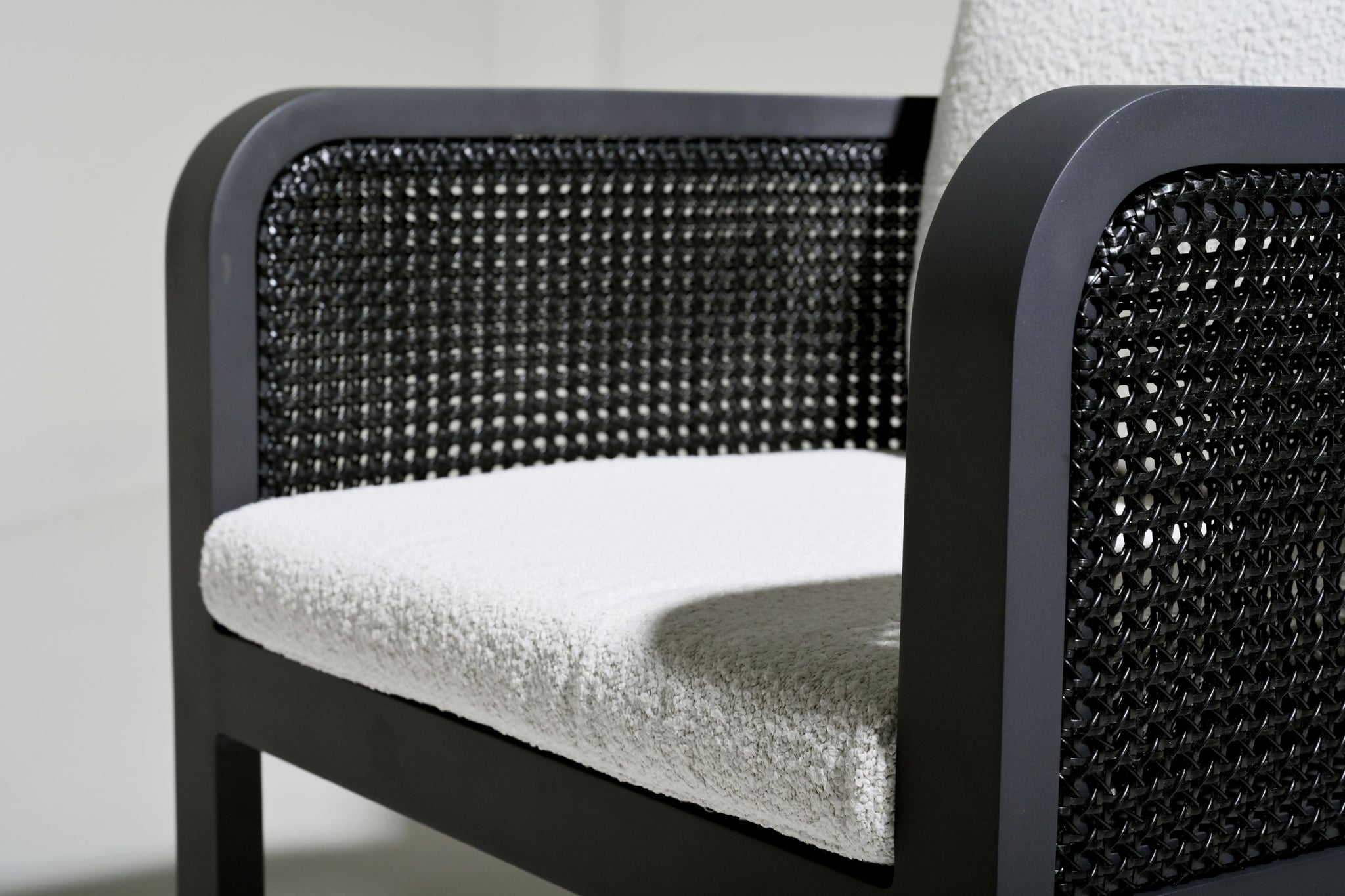 Irving dining armchair