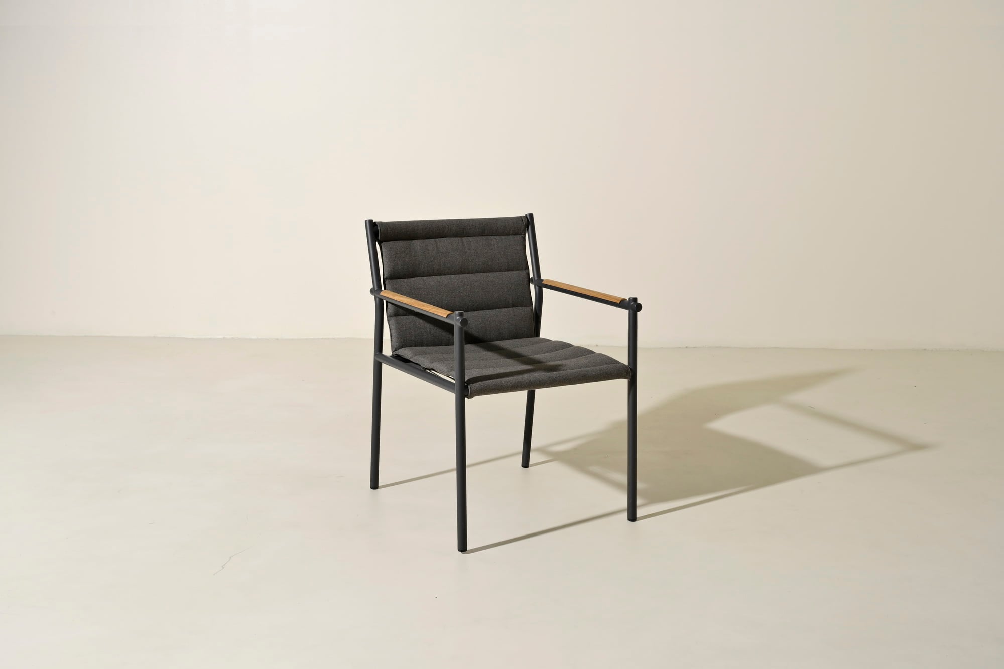 Kansas dining armchair (fabric)