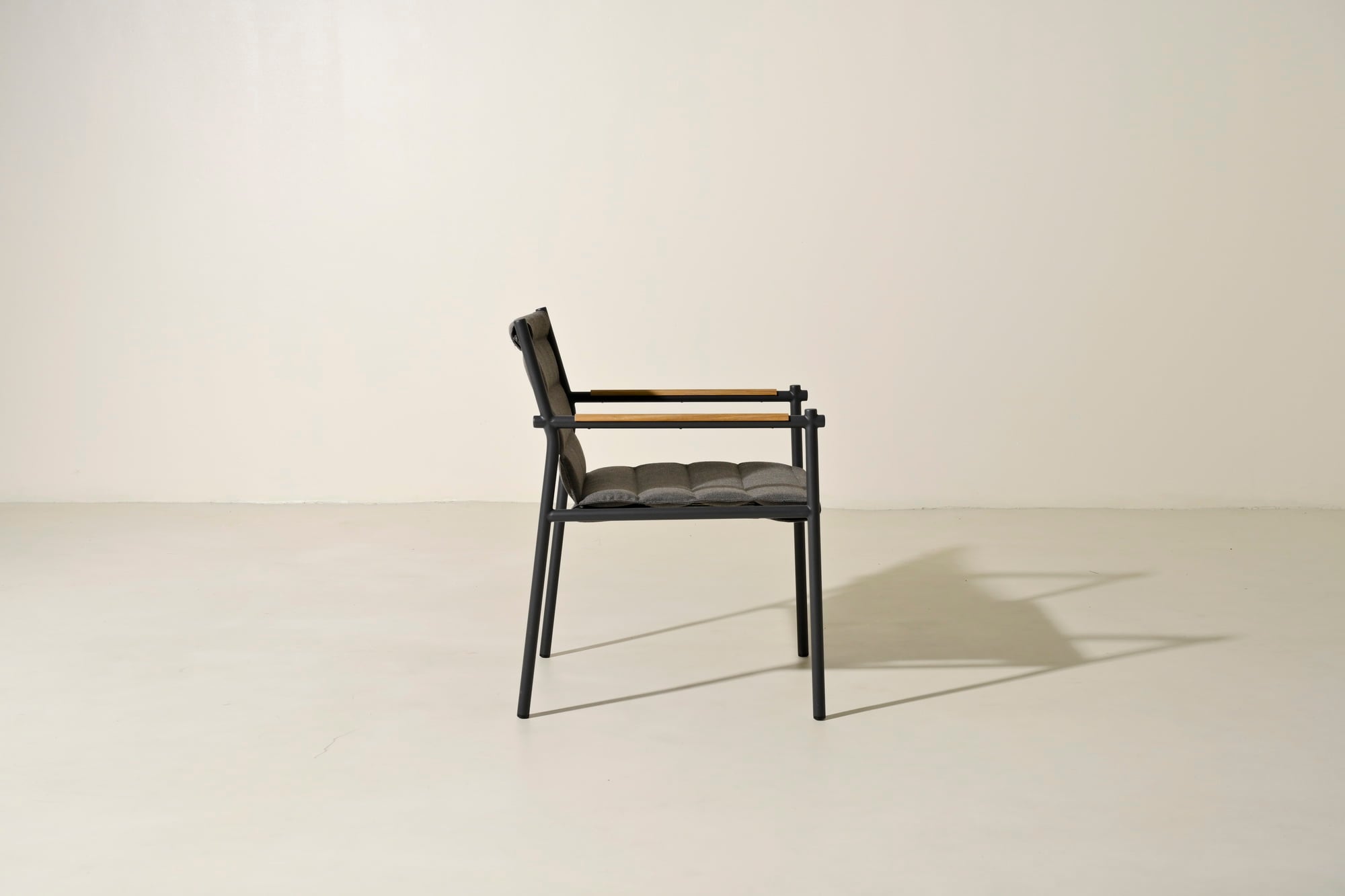 Kansas dining armchair (fabric)
