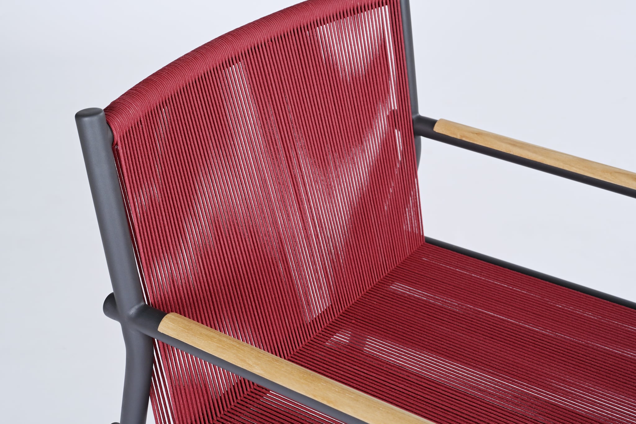 Kansas lounge armchair (woven)