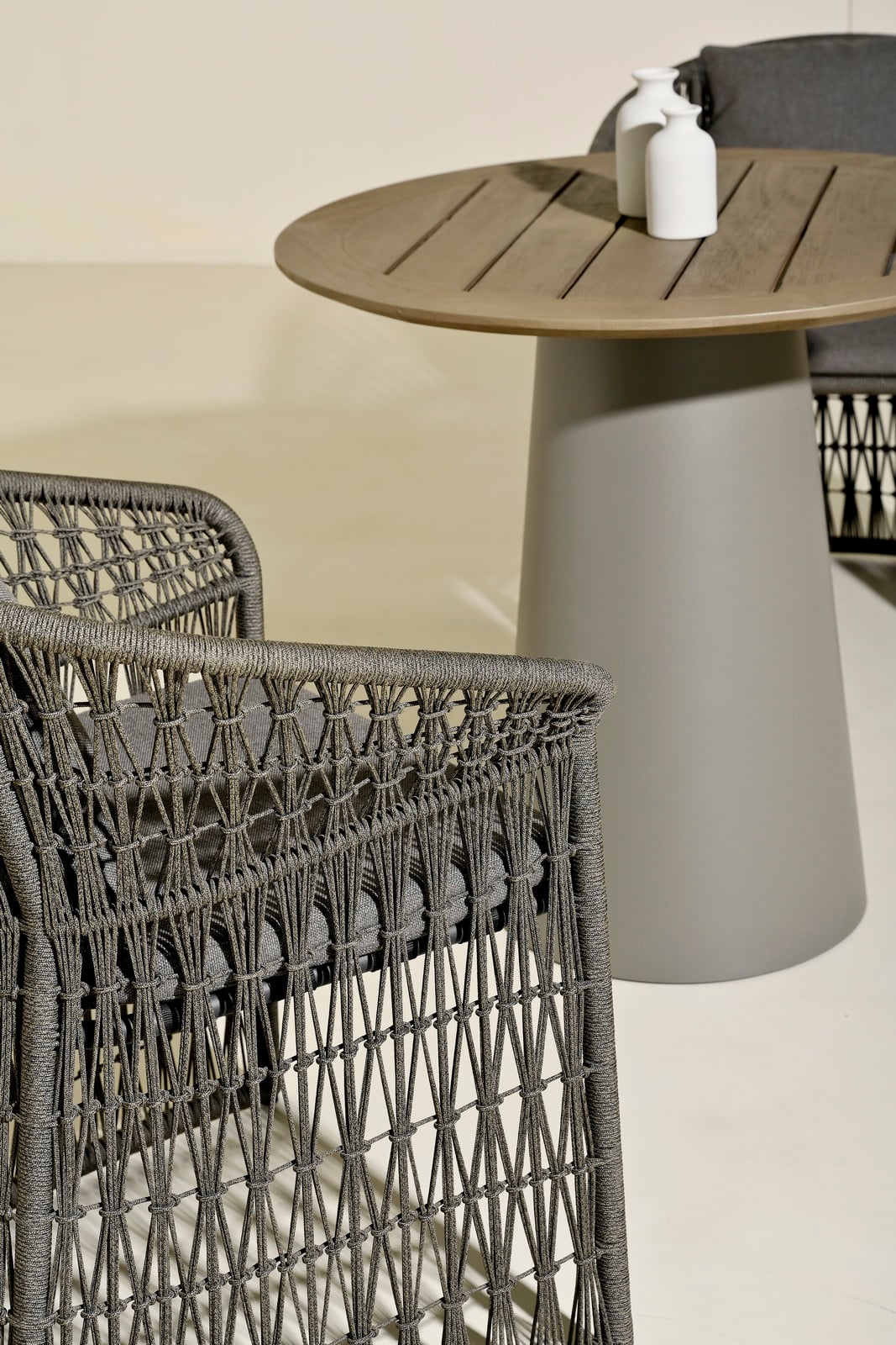 Lincoln dining armchair