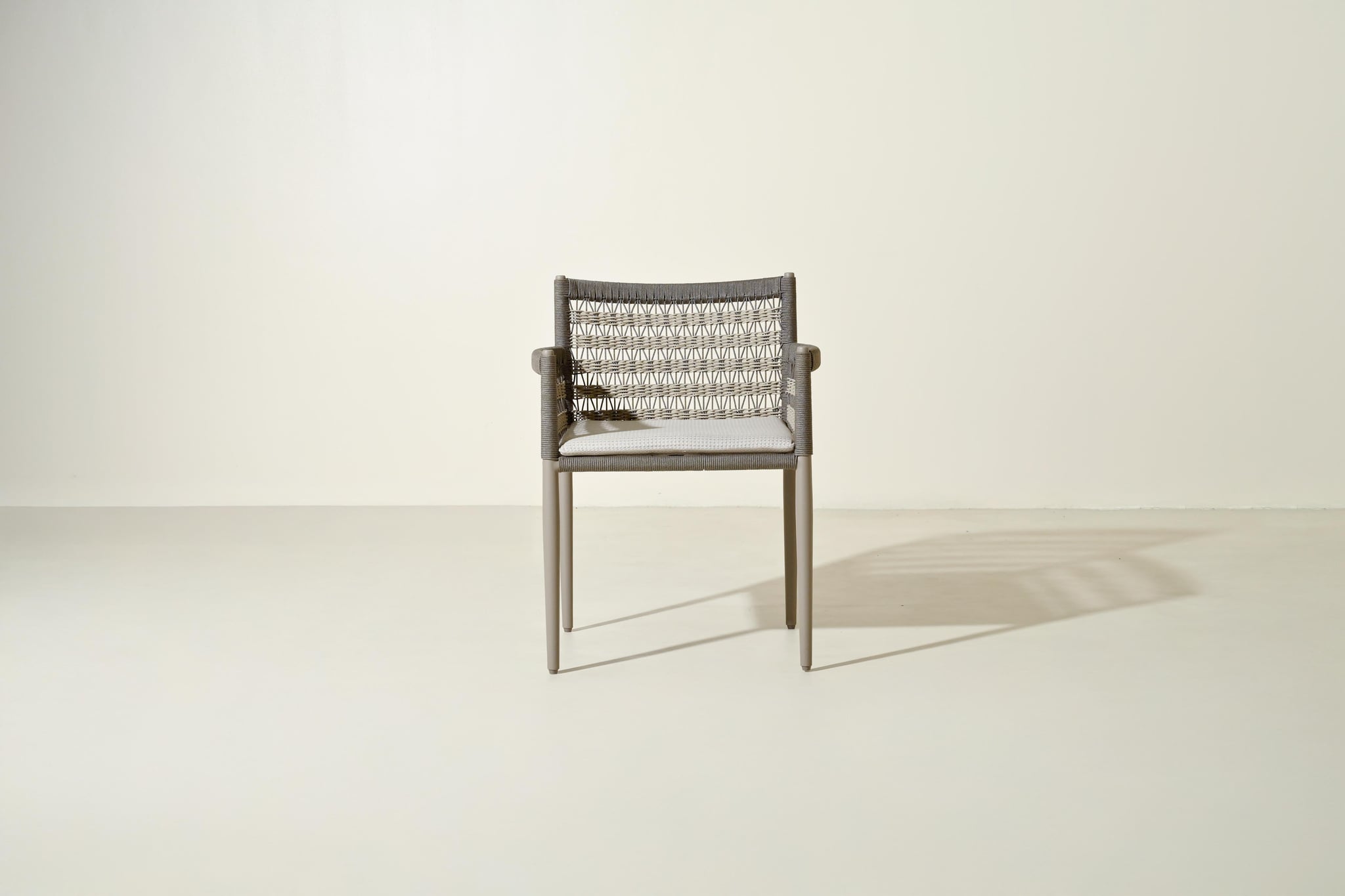 Luco dining armchair