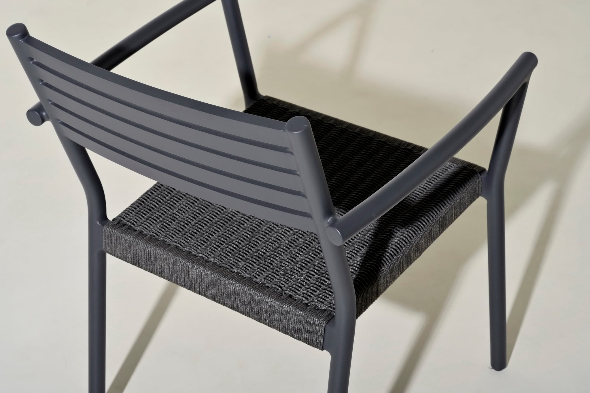 Omaha woven dining armchhair