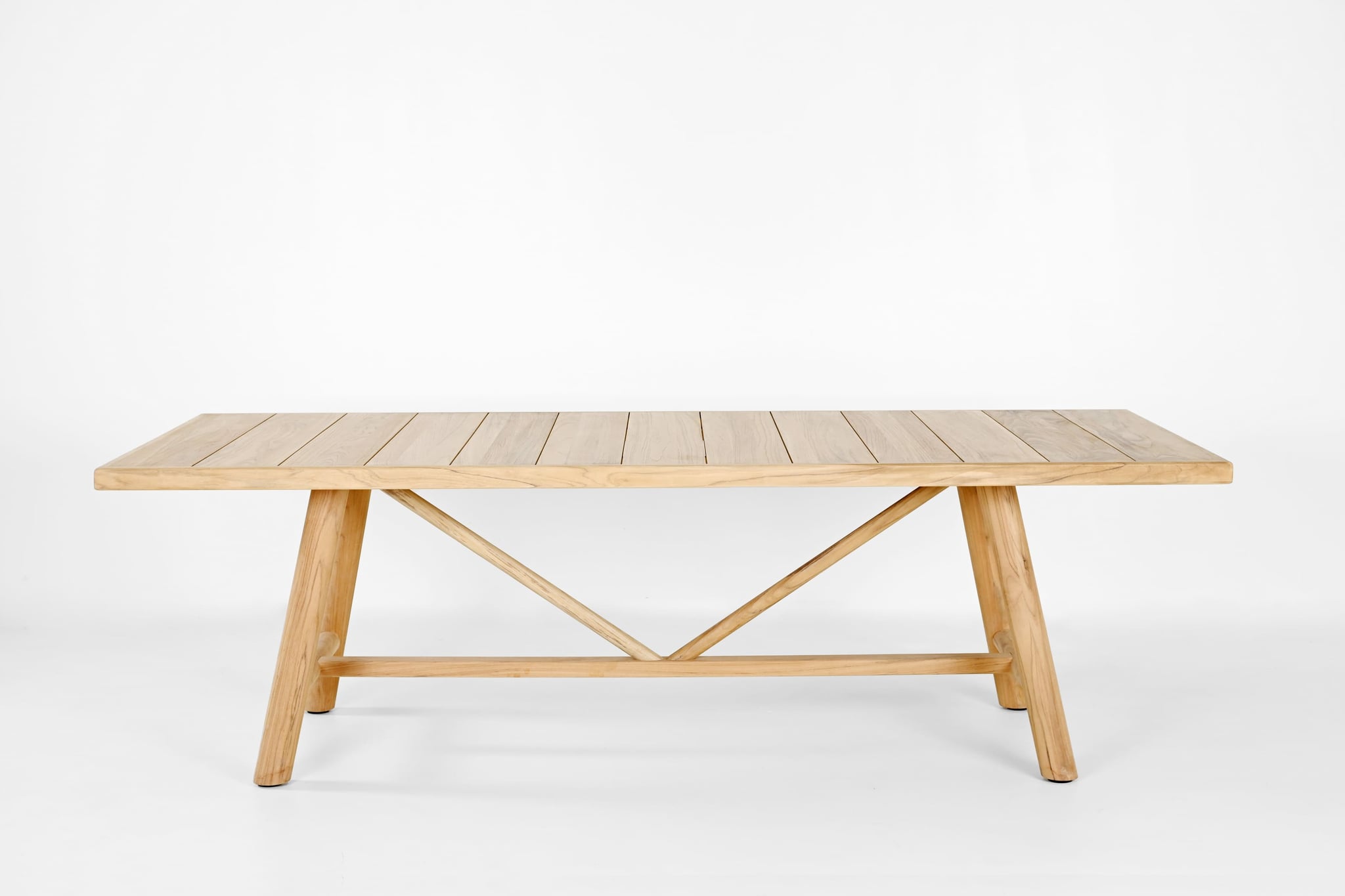 Oregon dining table