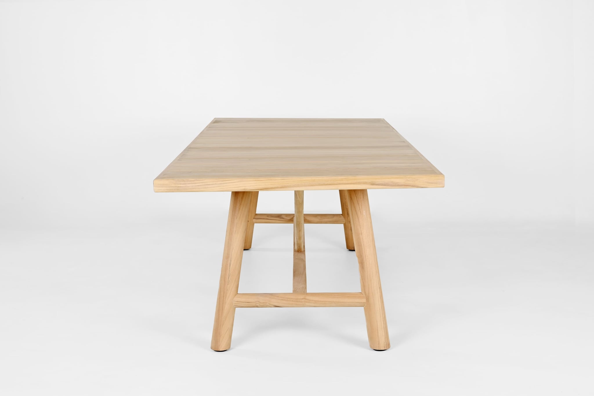 Oregon dining table