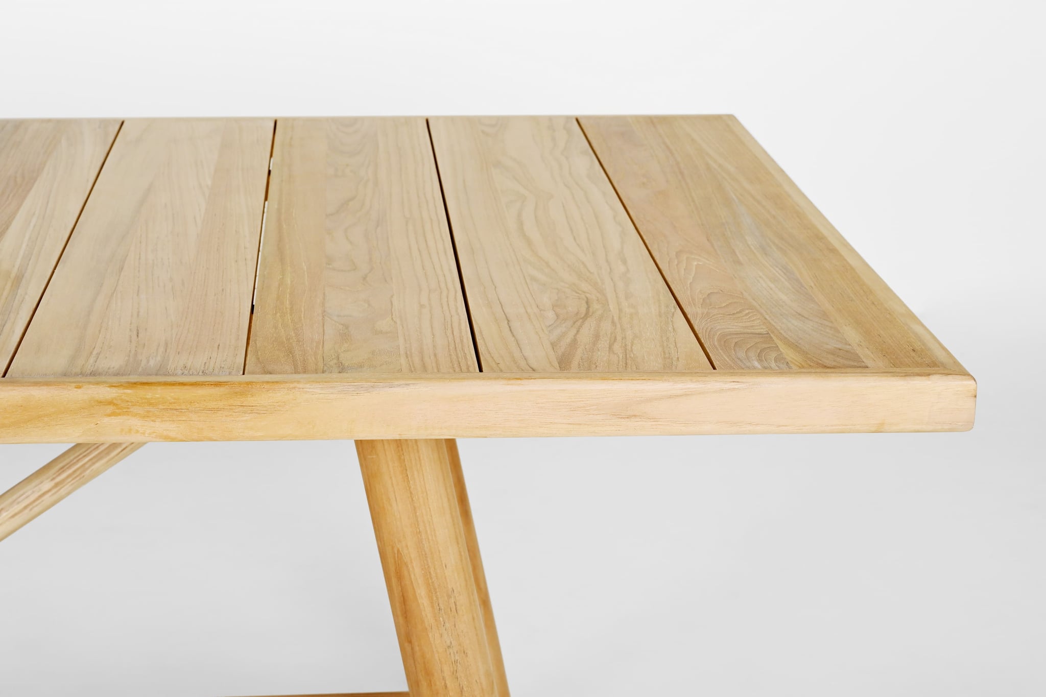 Oregon dining table