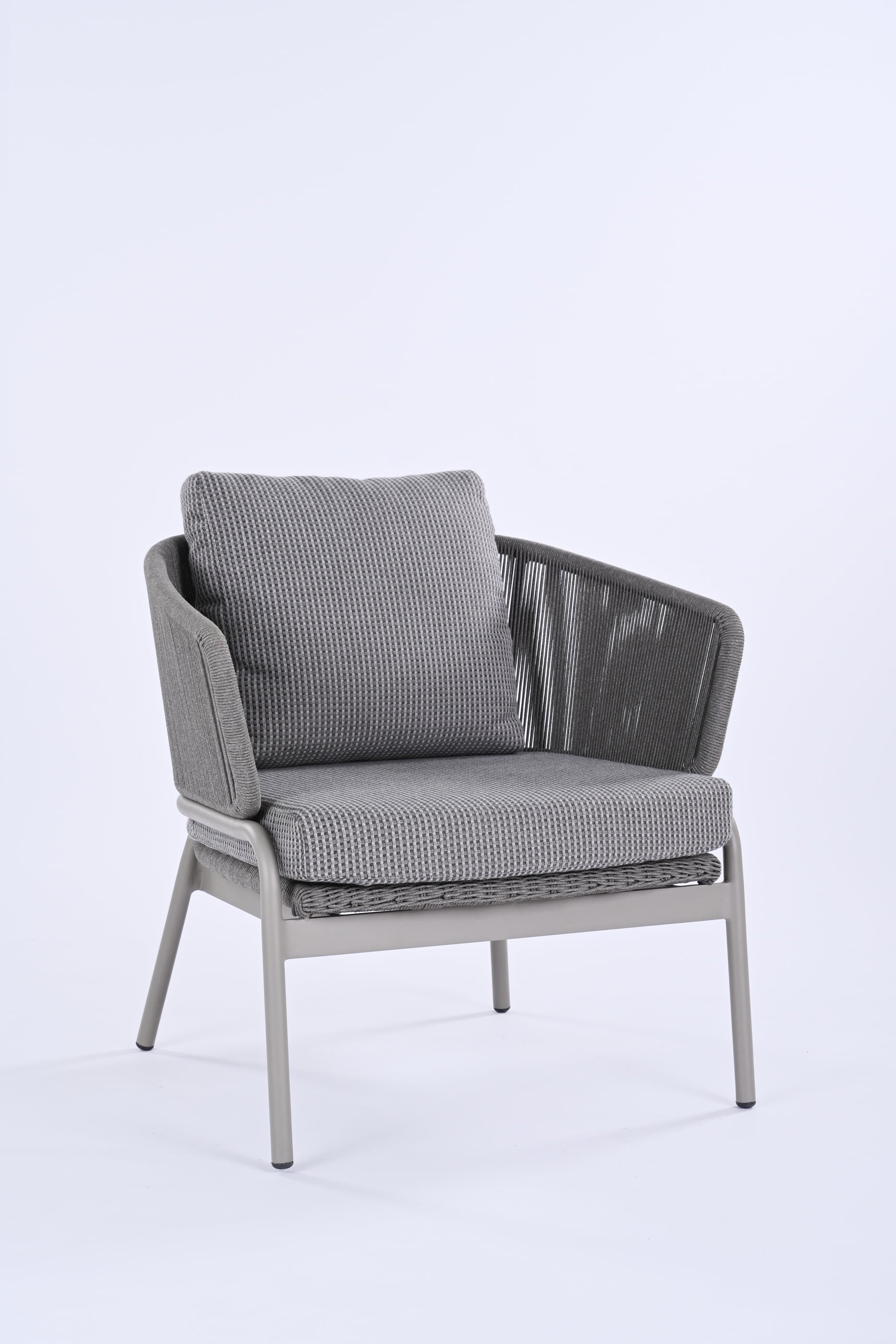Phoenix lounge chair