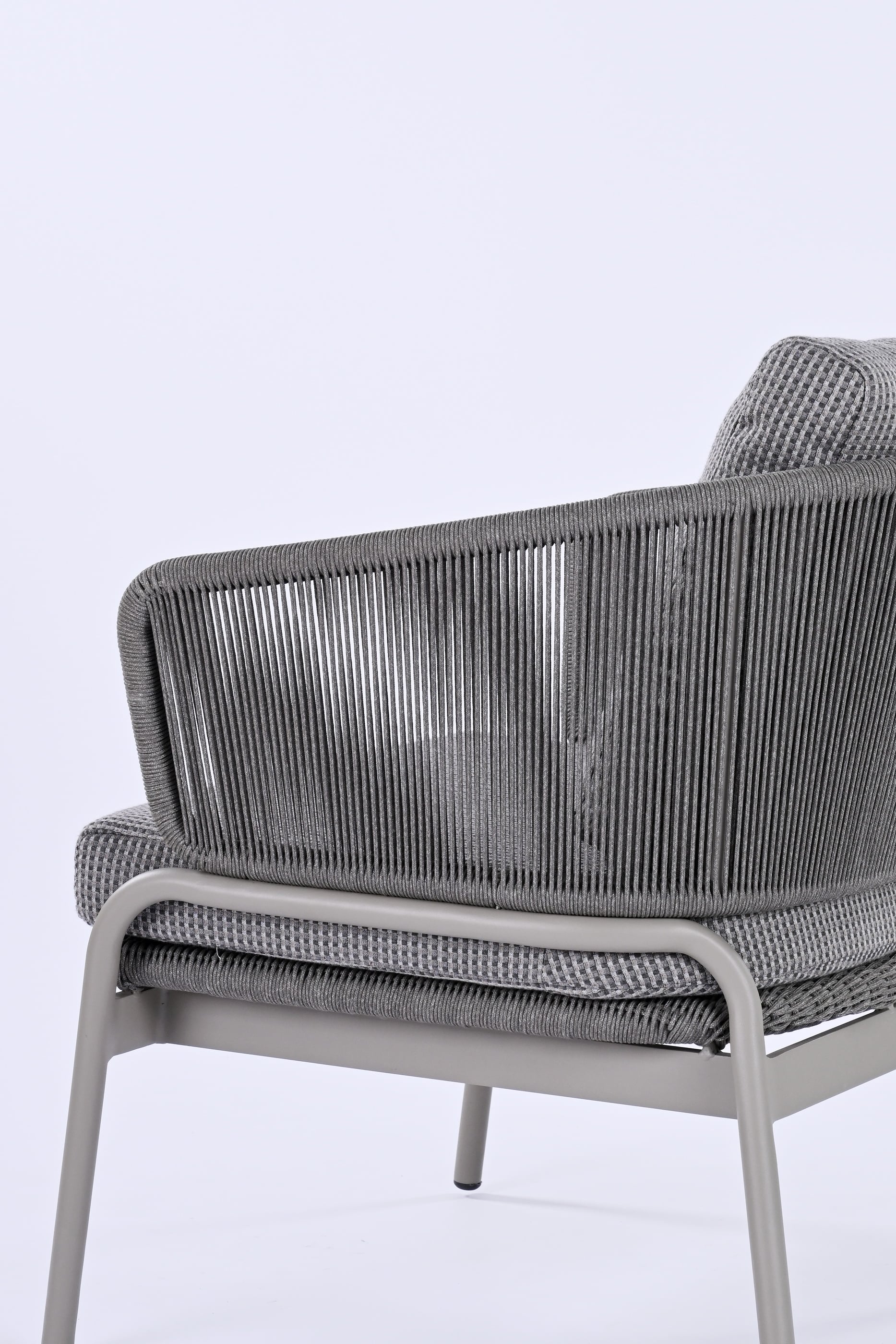 Phoenix lounge chair