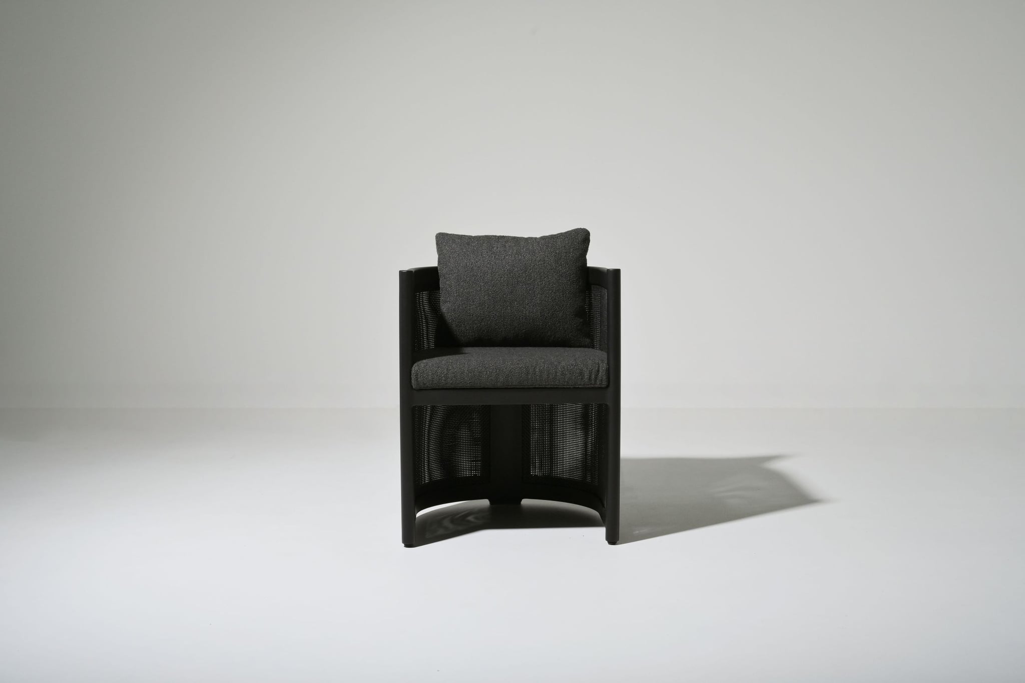 Riva alu dining armchair