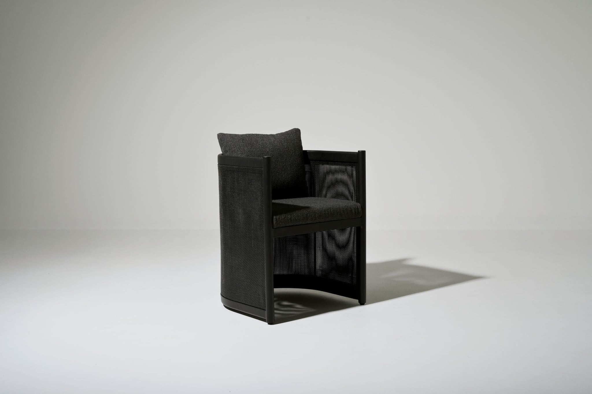 Riva alu dining armchair