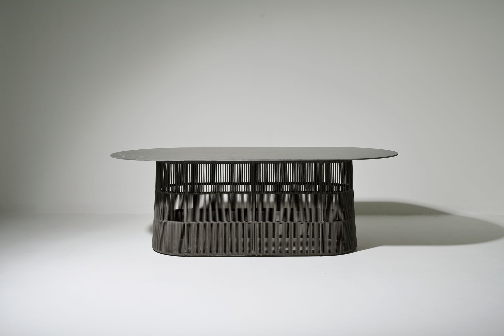 Rodeo dining table