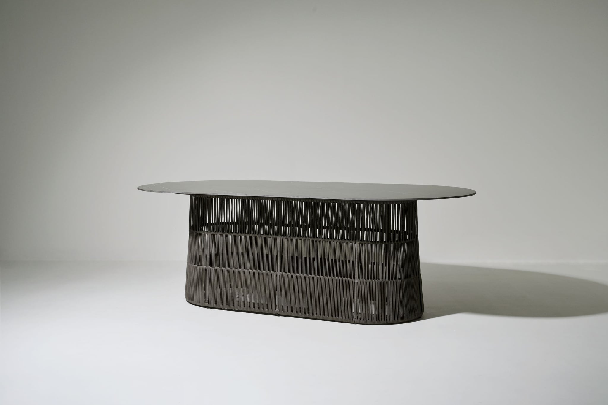 Rodeo dining table